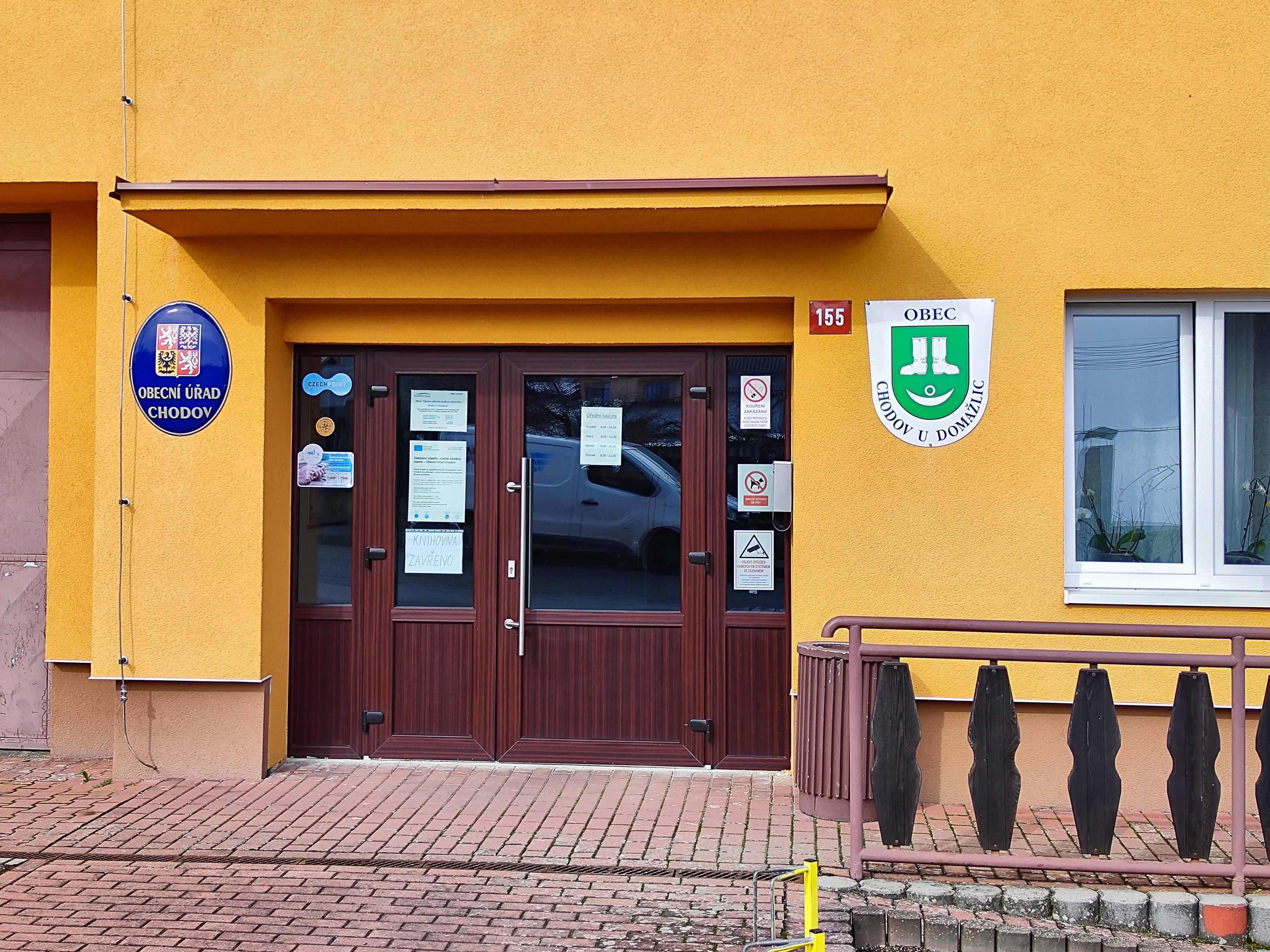 Chodov - obecní úřad foto 4