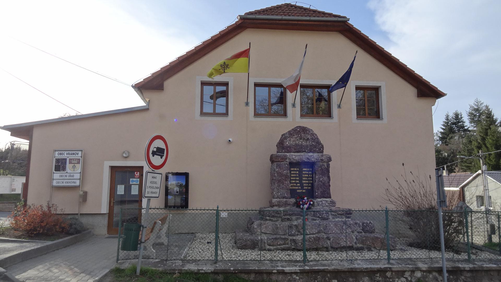 Vranov - obecní úřad foto 5