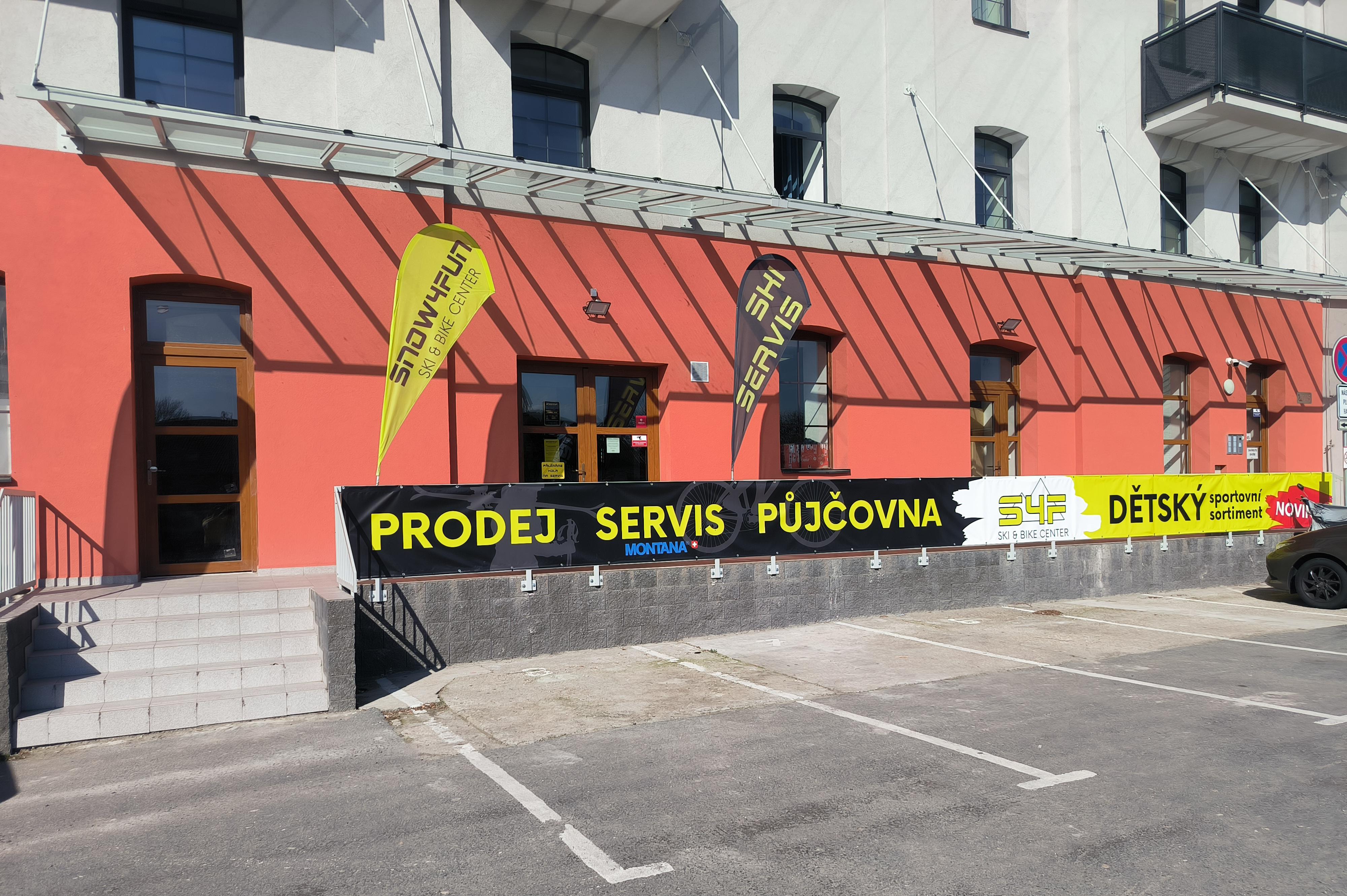 Snow4fun SKI & BIKE CENTER