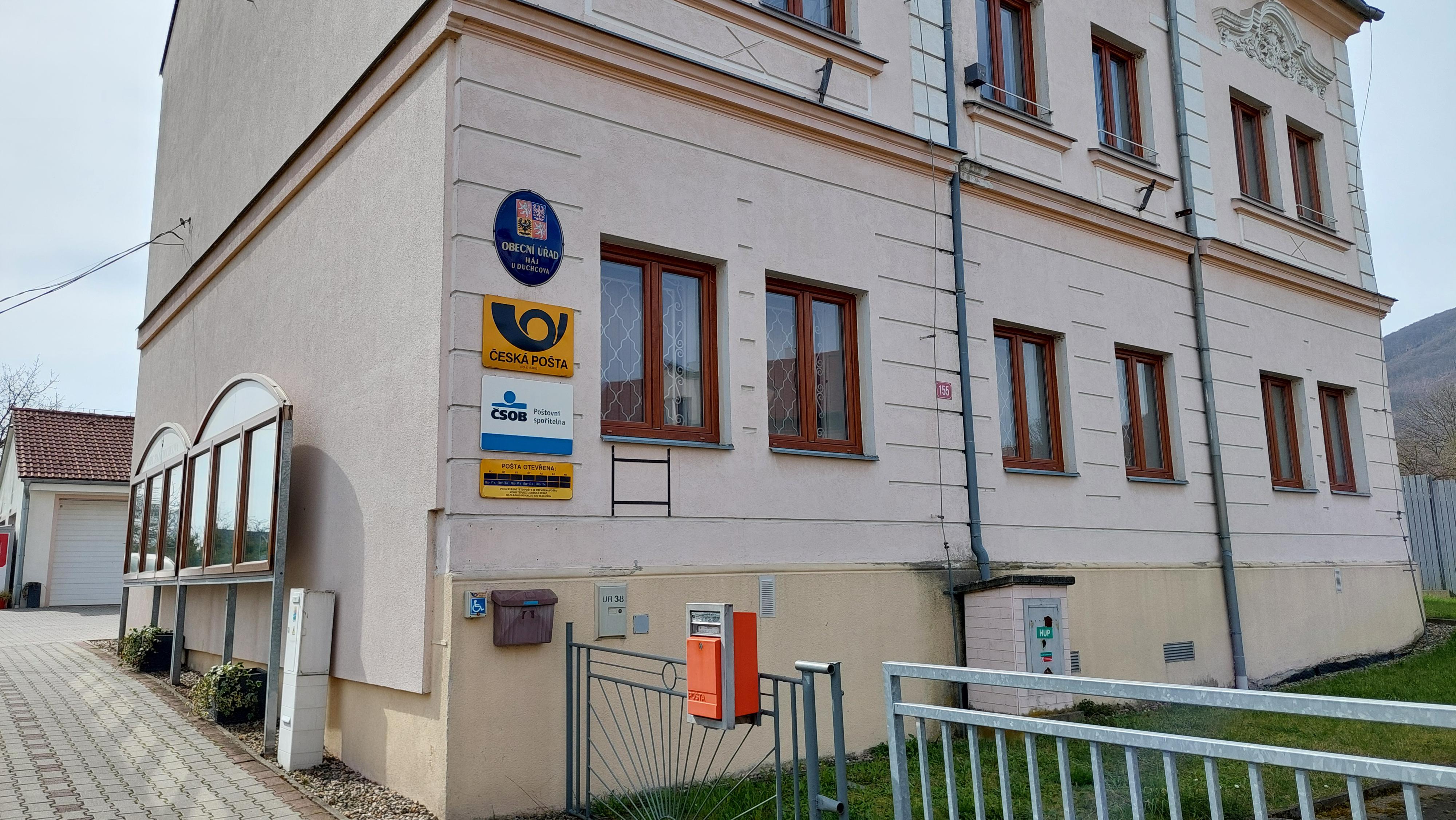 Háj u Duchcova - obecní úřad