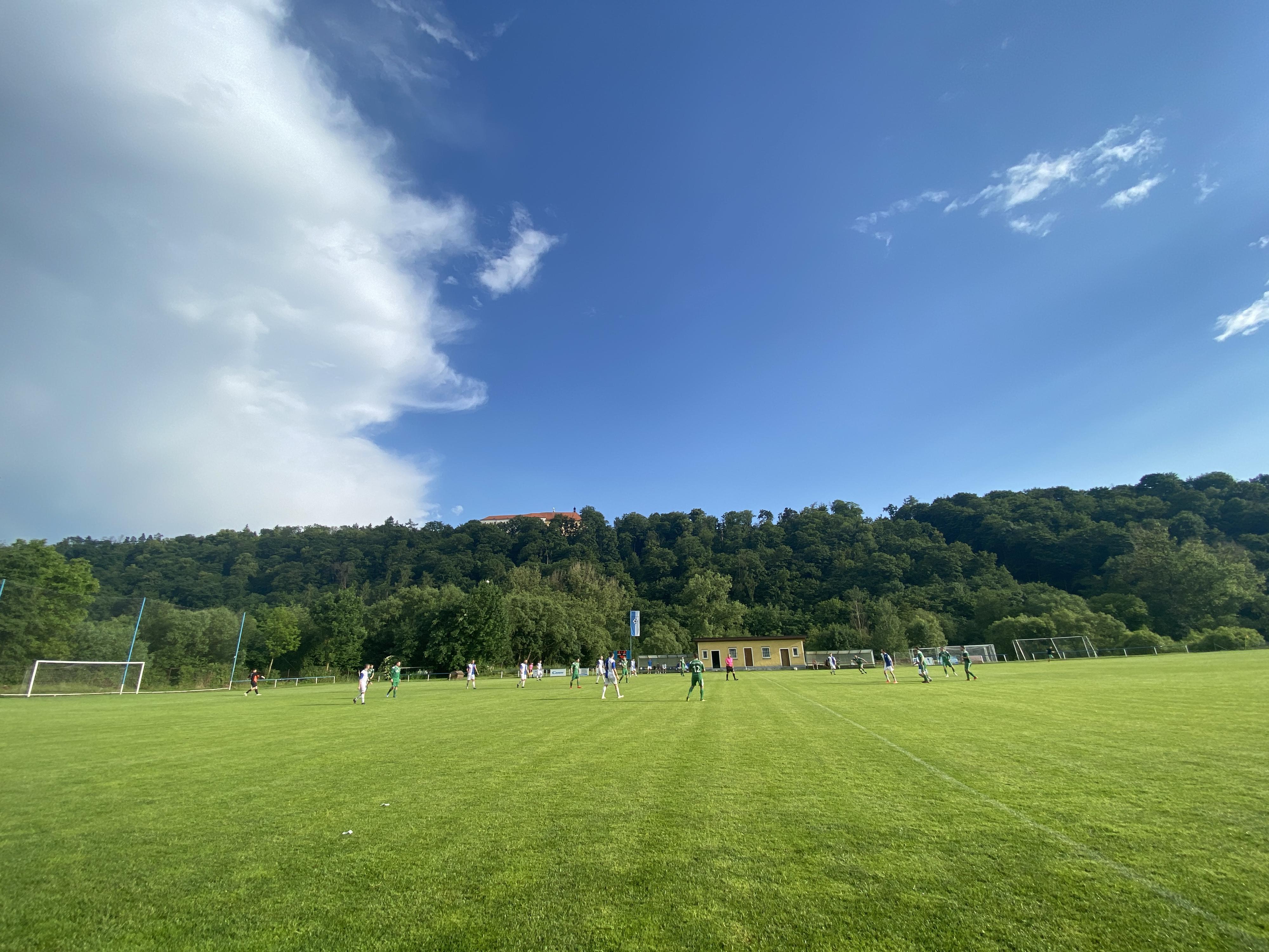Fotbalové hřiště SK Chocerady foto 3