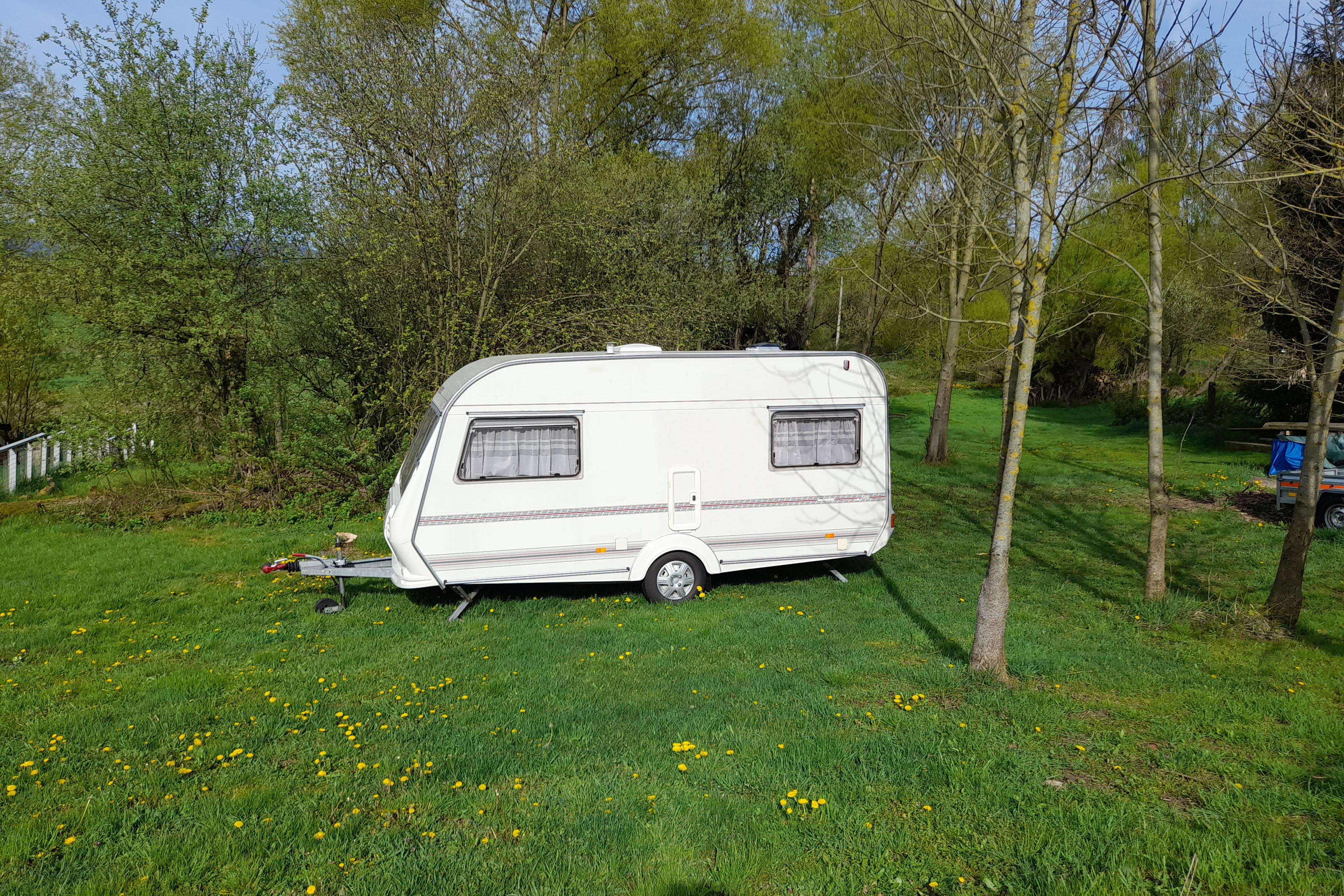 Pronájem zahrady s karavanem, Nový Spálenec,Kubice