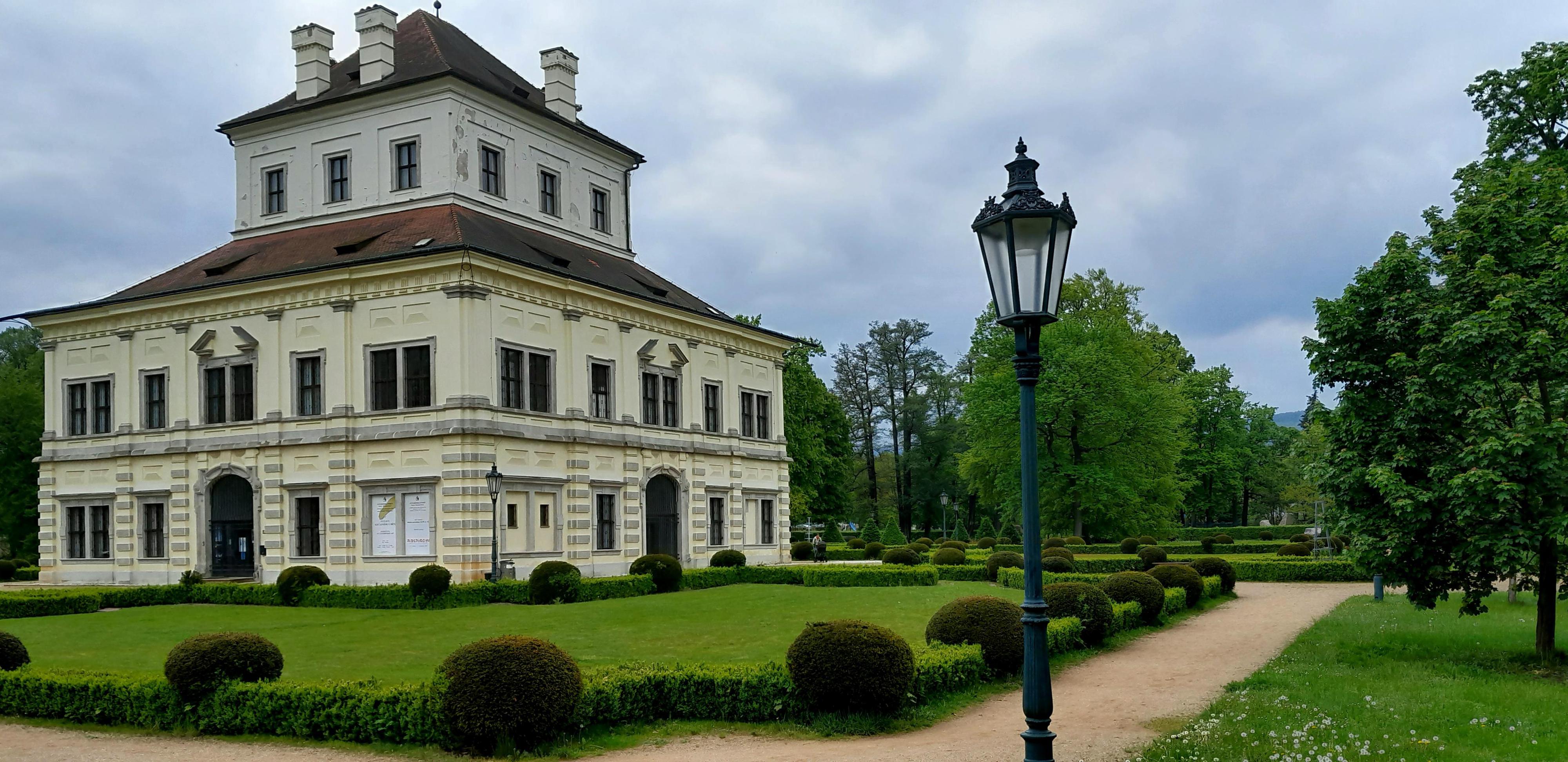 Letohrádek Ostrov foto 6