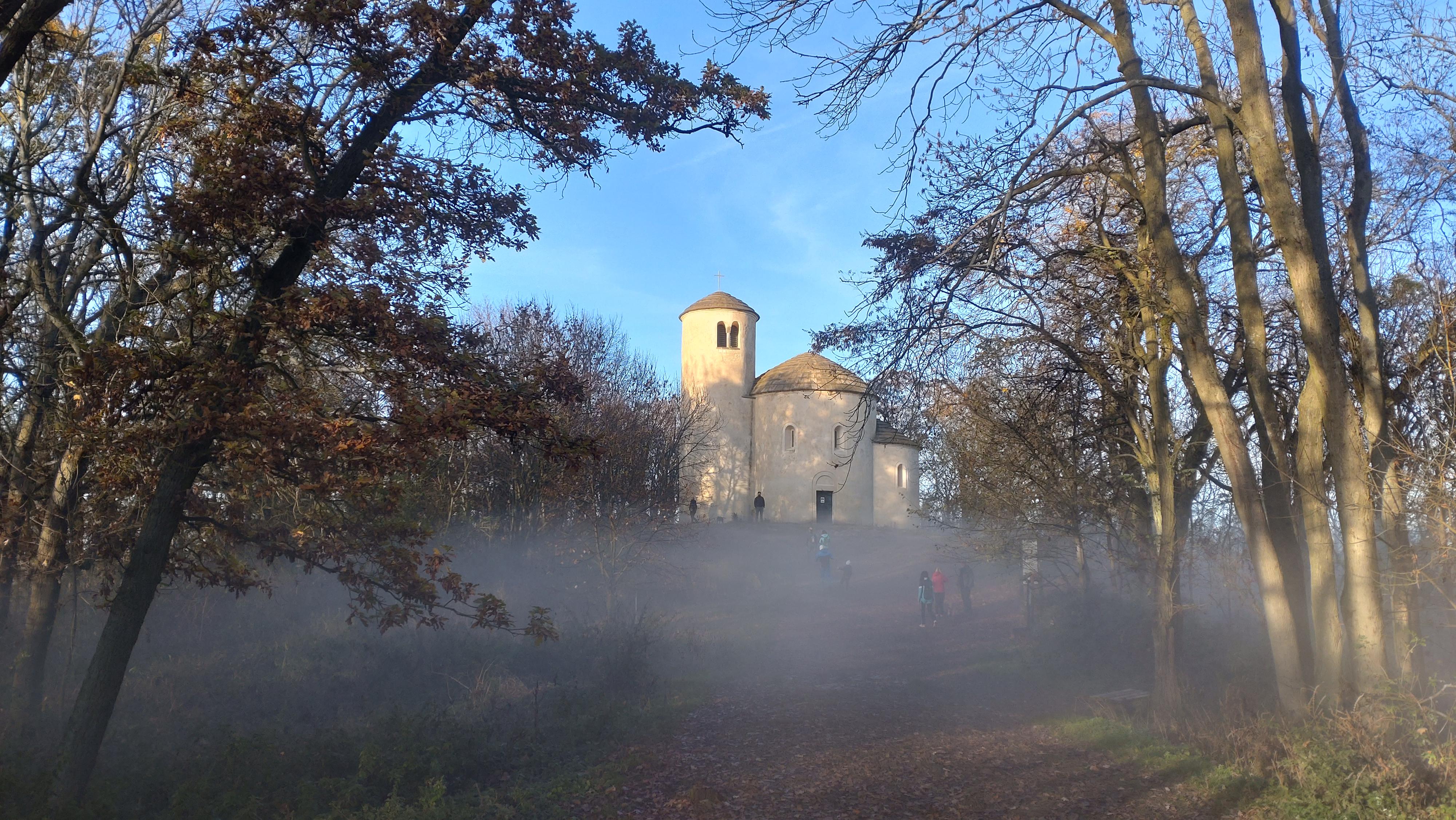 Rotunda sv. Jiří a sv. Vojtěcha foto 3