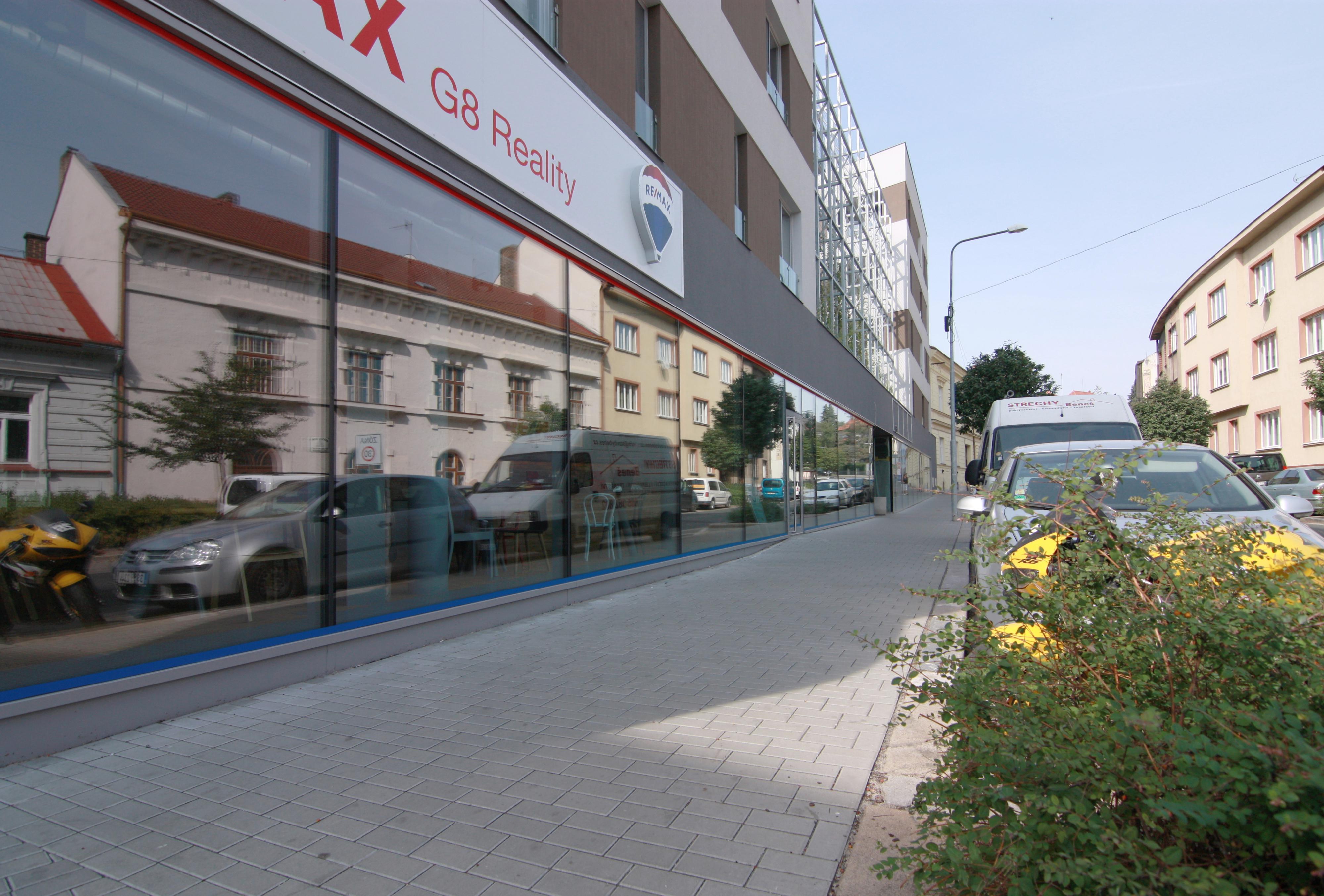 Marcela Kvízová - realitní makléřka RE/MAX G8 Reality foto 2