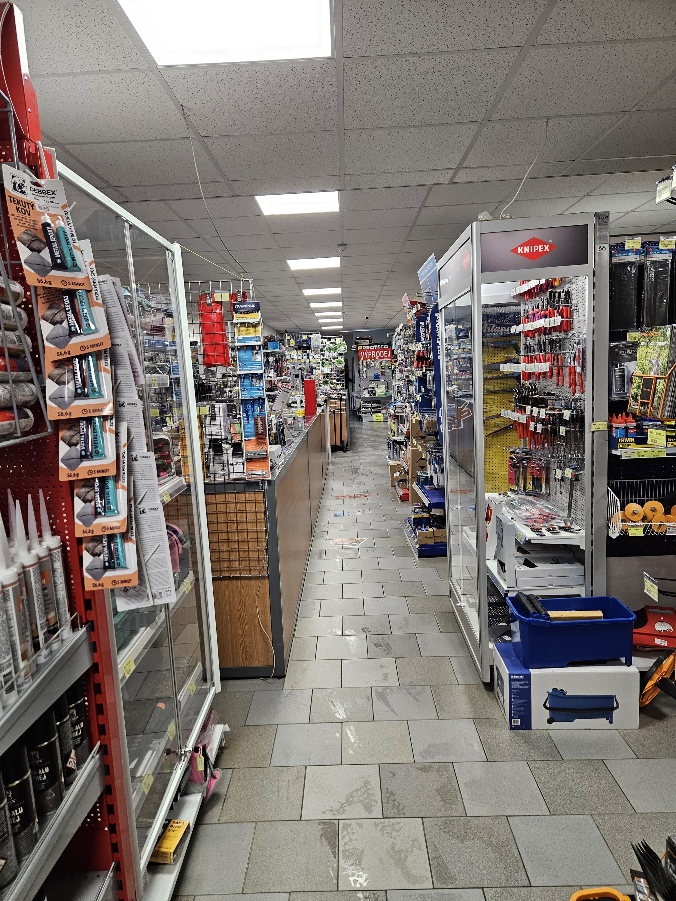 EIKA ZNOJMO, a.s. - hutní prodej, železářství foto 5