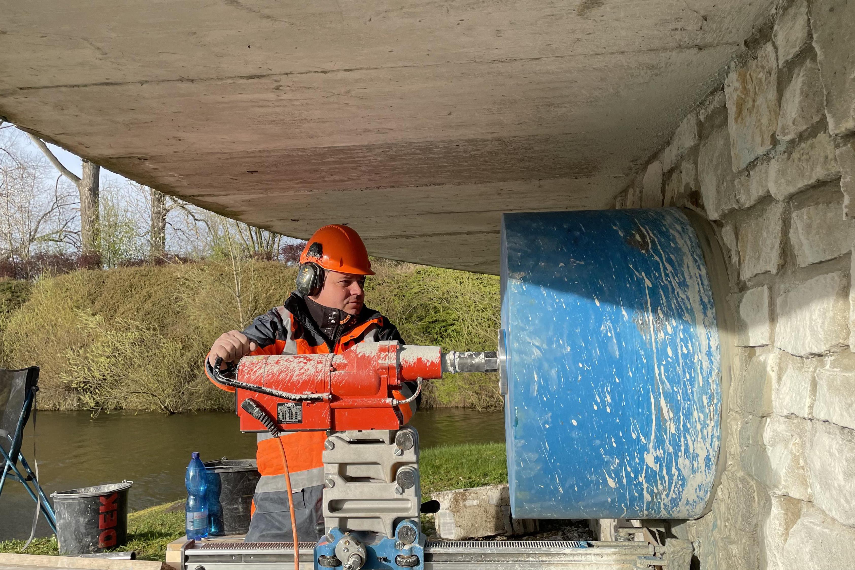 DROJA.cz - Pavel Kujevský