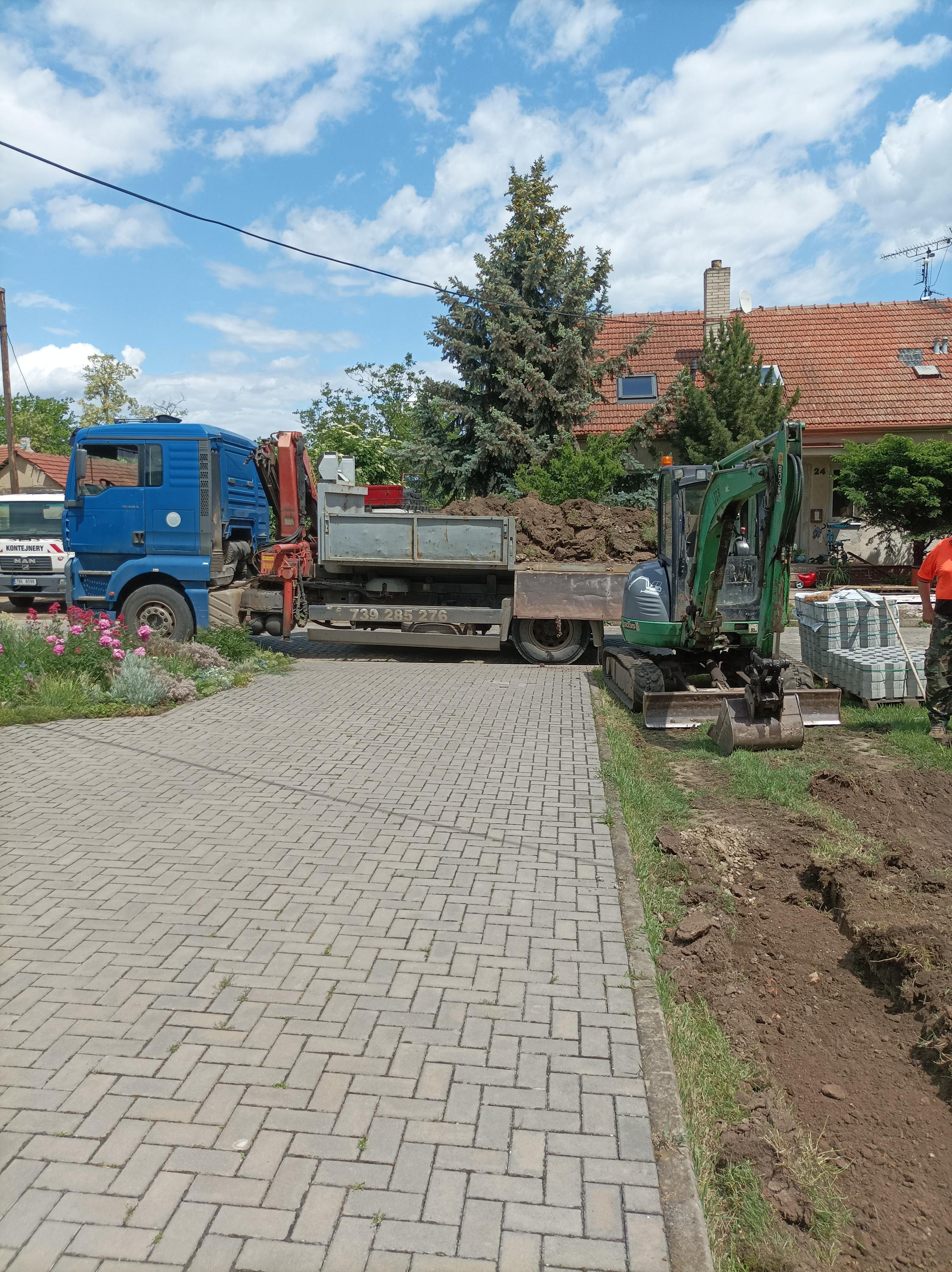 Autodoprava Petr Konečný foto 4