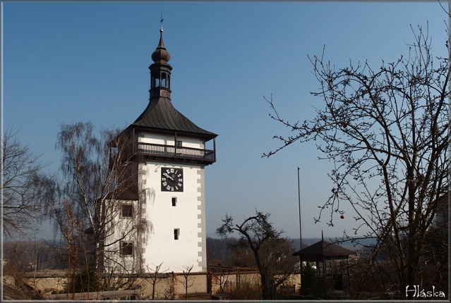 Kamenná věž Hláska