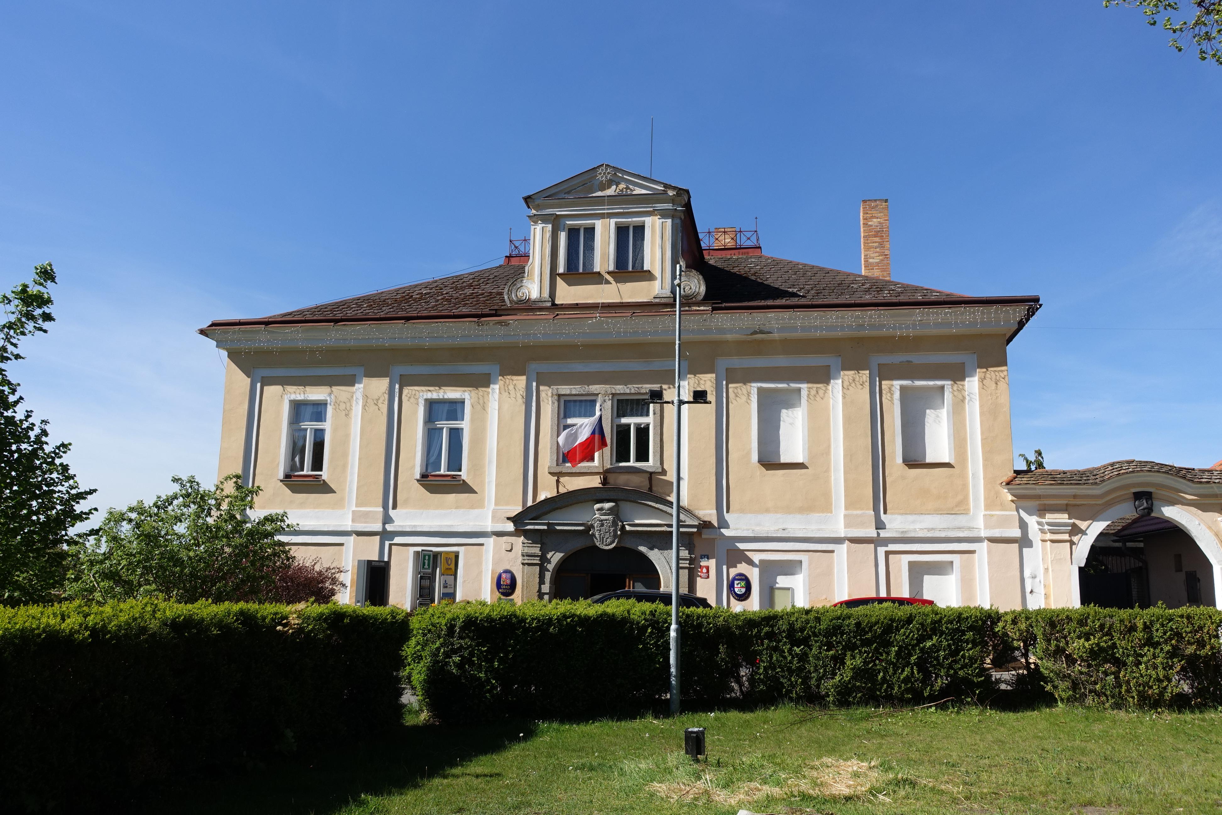 Vysoký Chlumec - úřad městyse foto 6