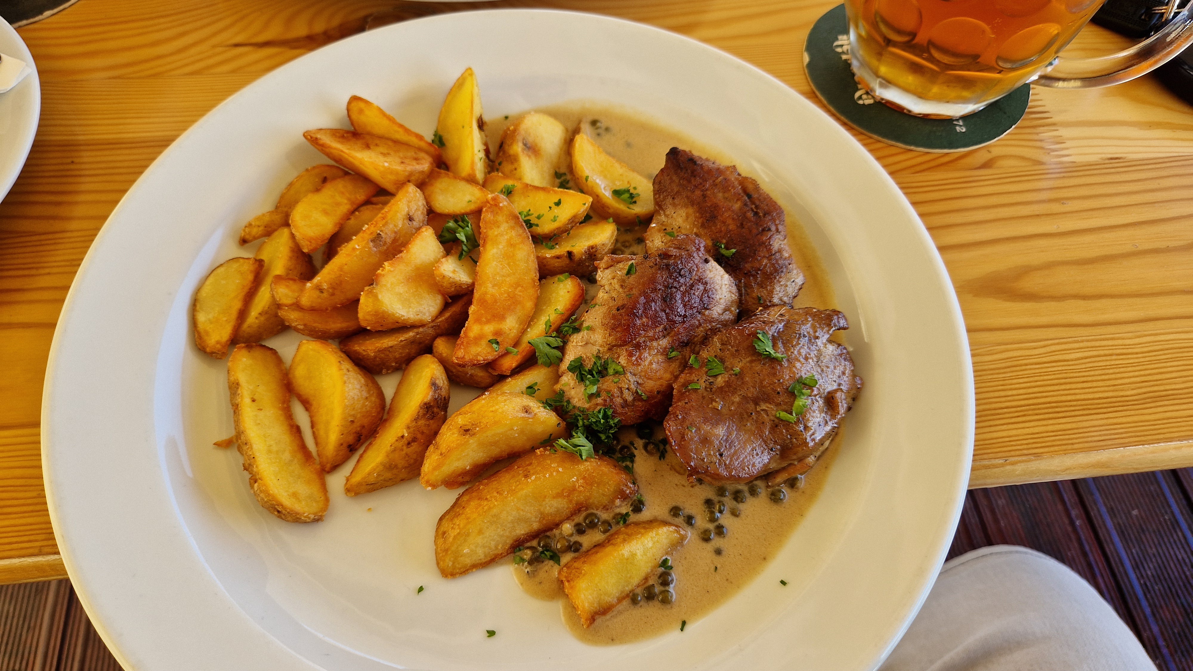 Restaurace Zlatý soudek foto 6