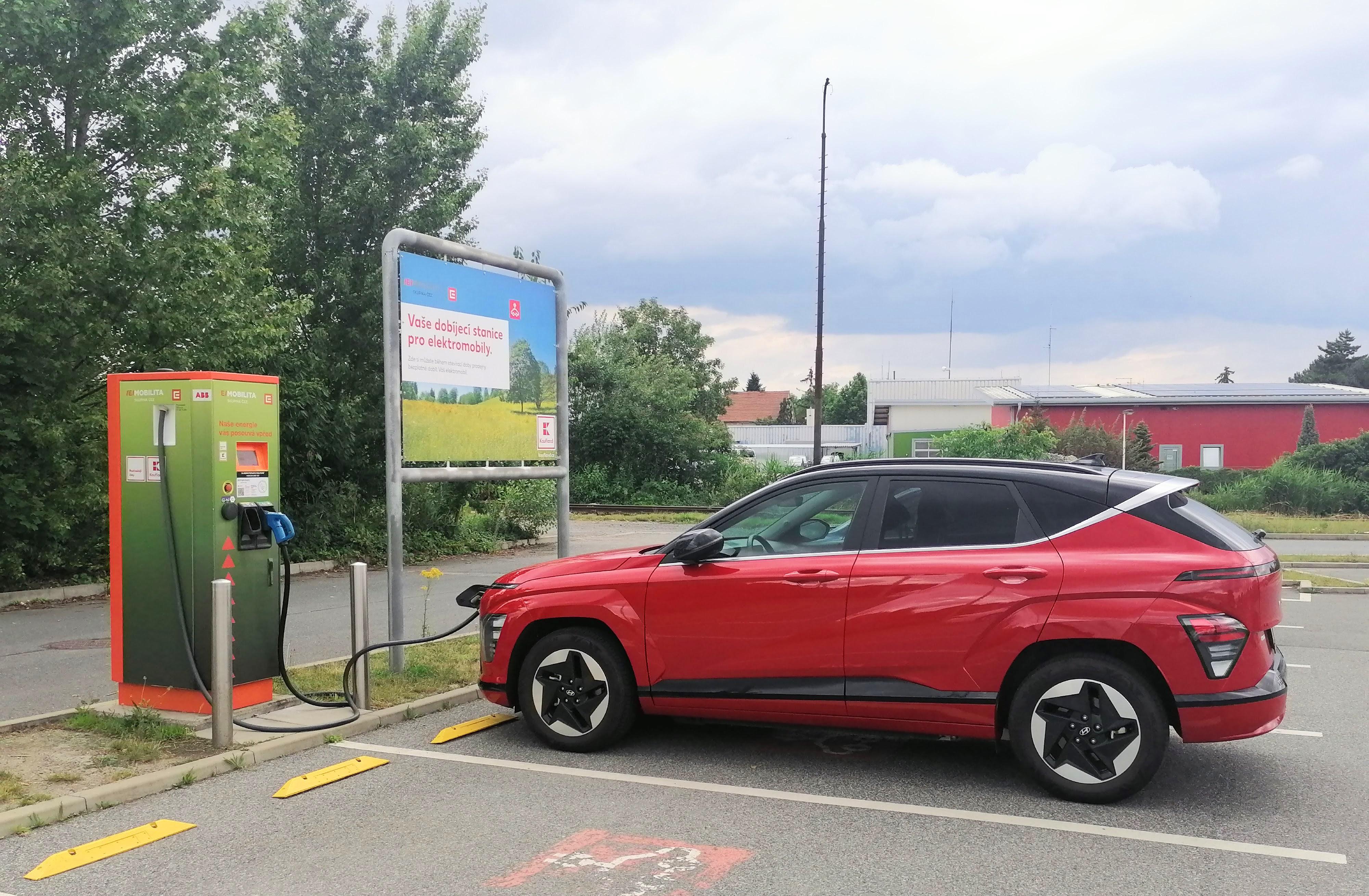 Nabíjecí stanice ČEZ foto 4