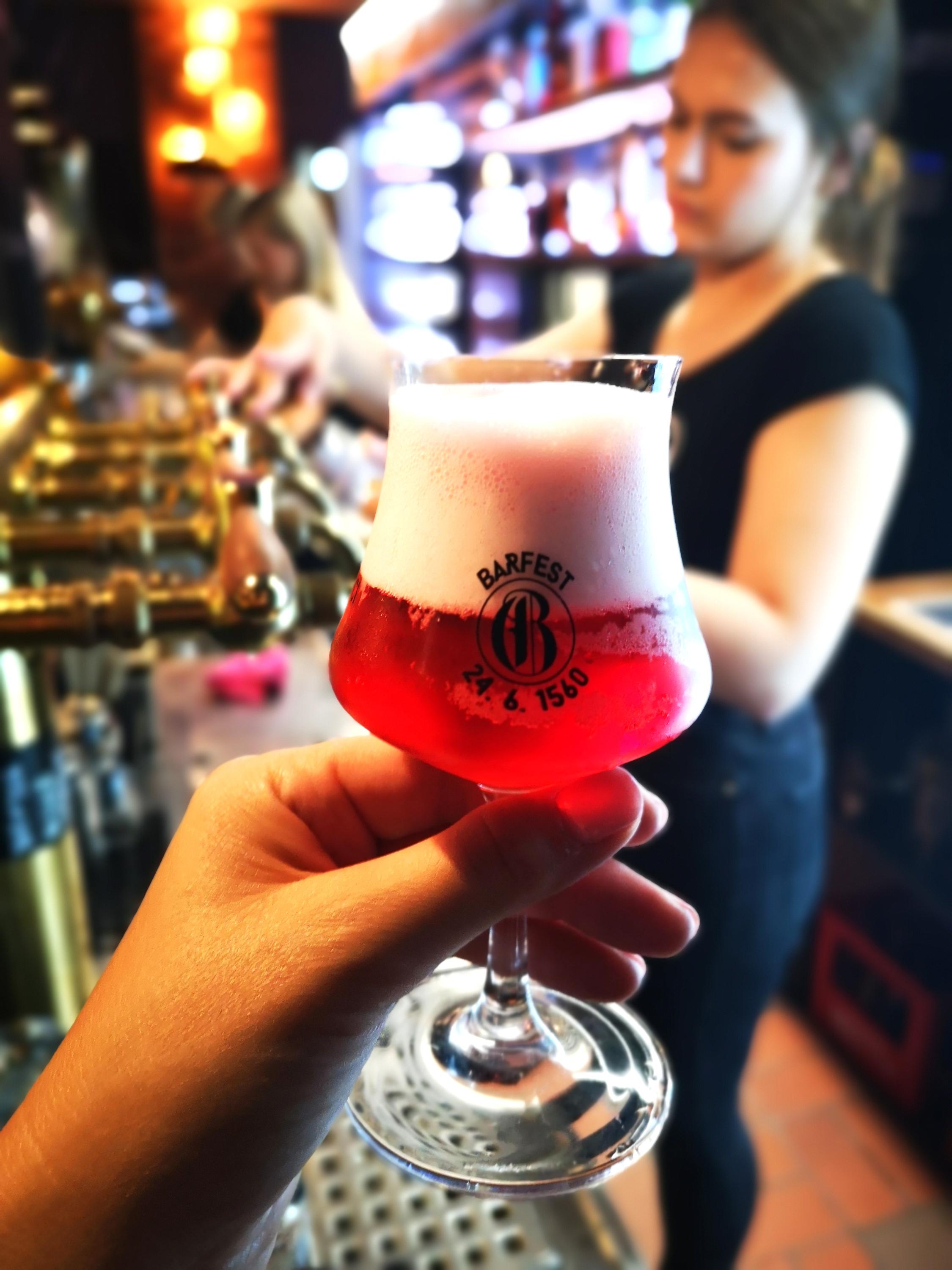 Barvírna craft Beer & Burgers foto 2