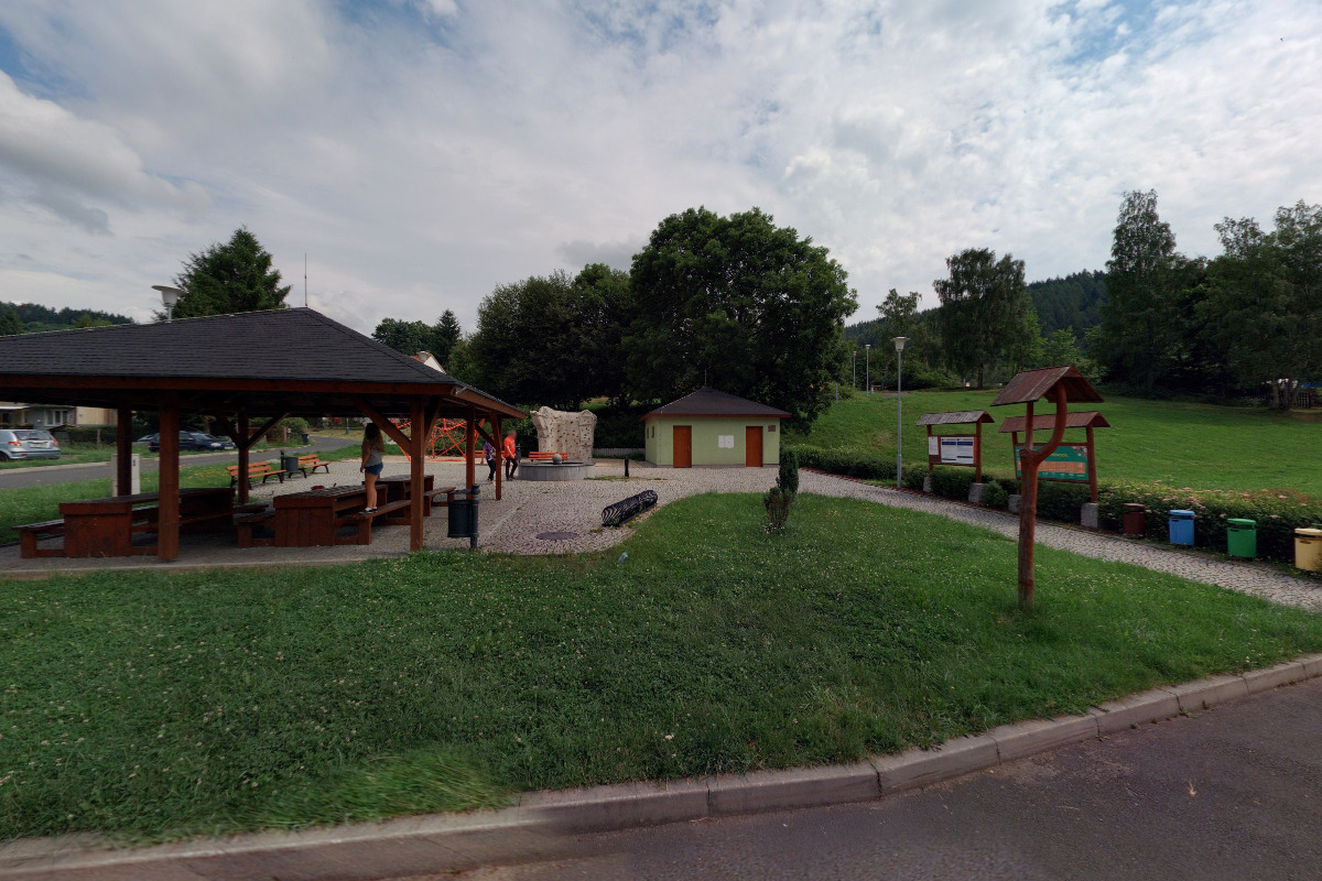 Solární nabíjecí stanice Merklín