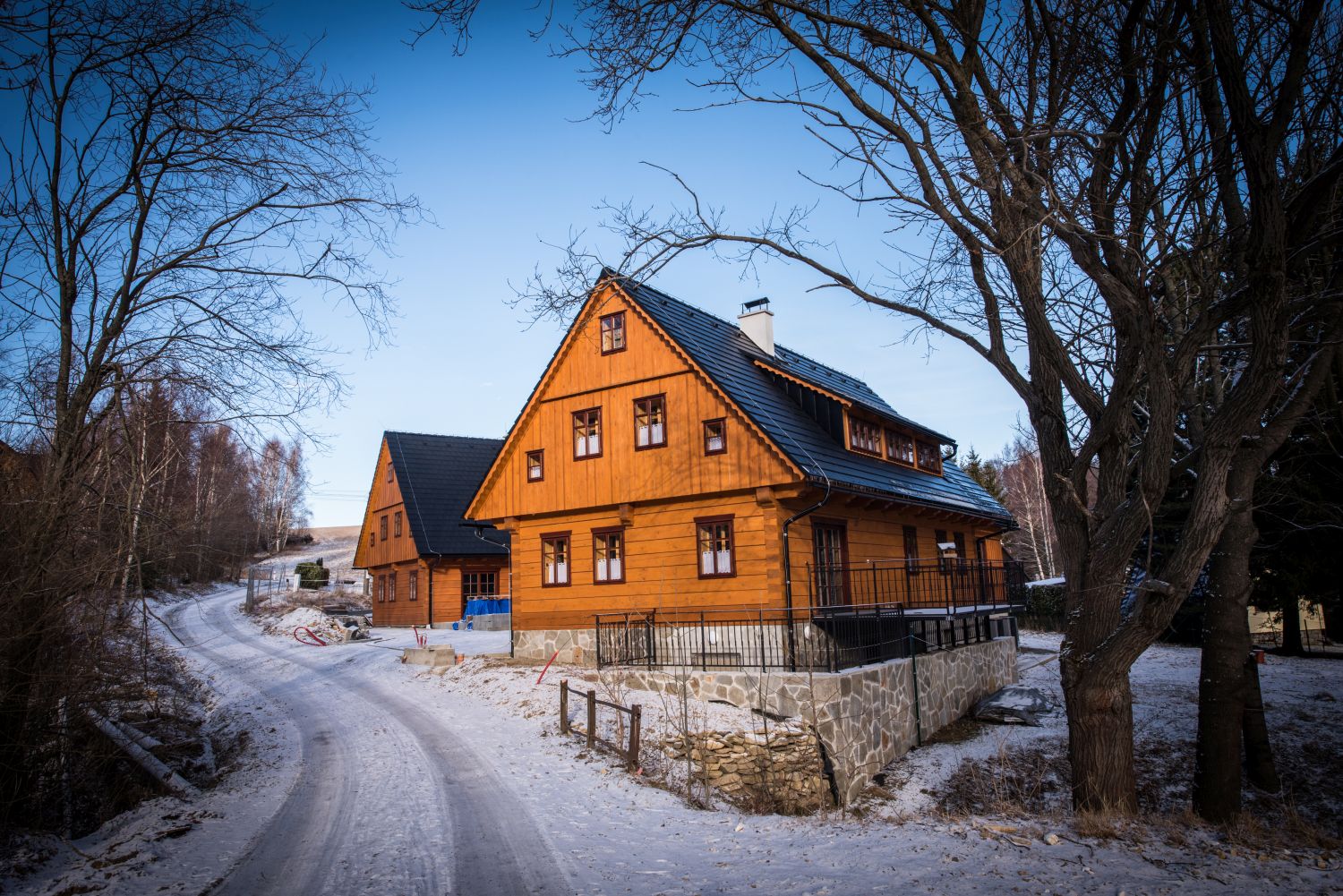 Roubenka u sjezdovky foto 1