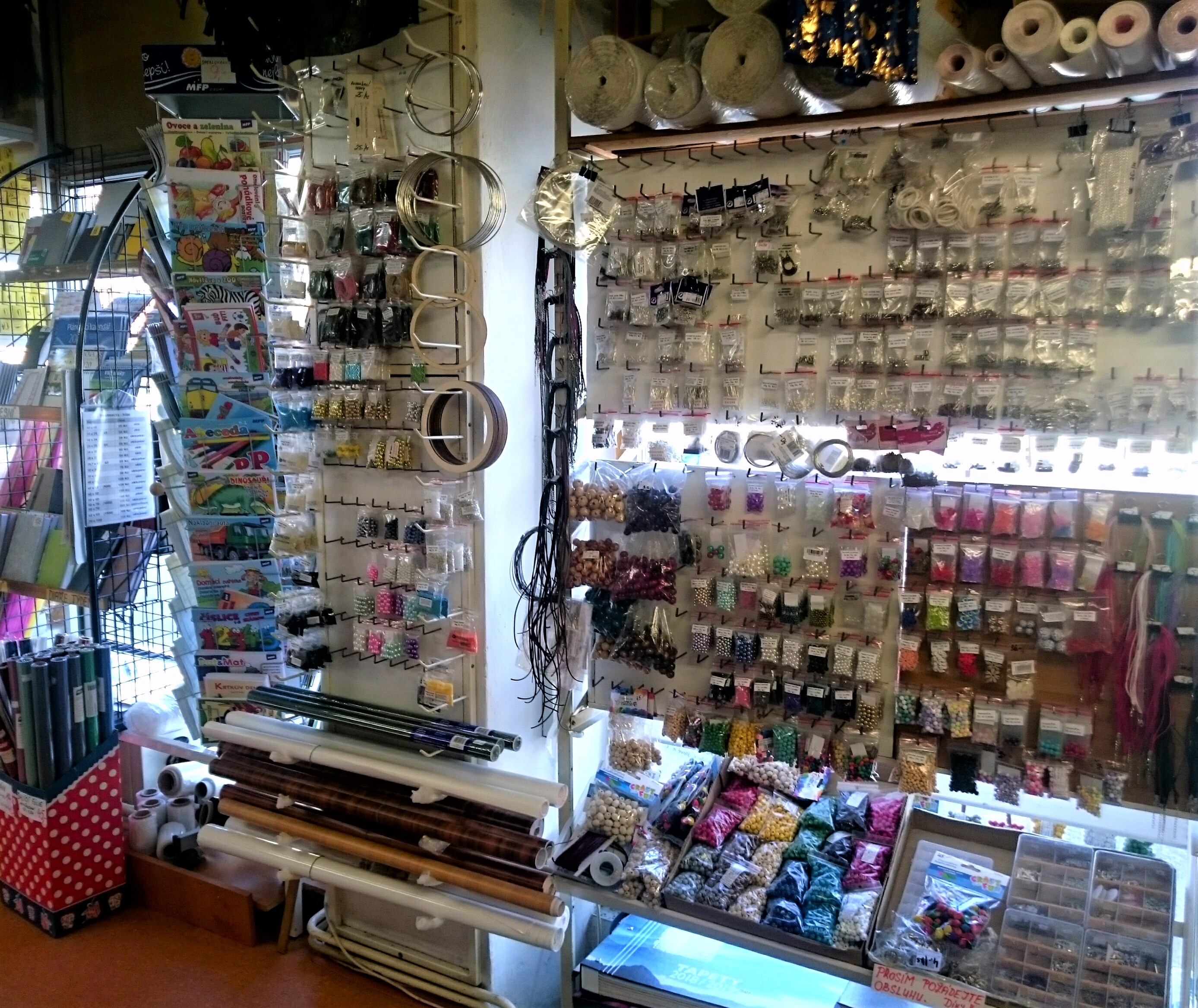 Papírnictví u pošty foto 3