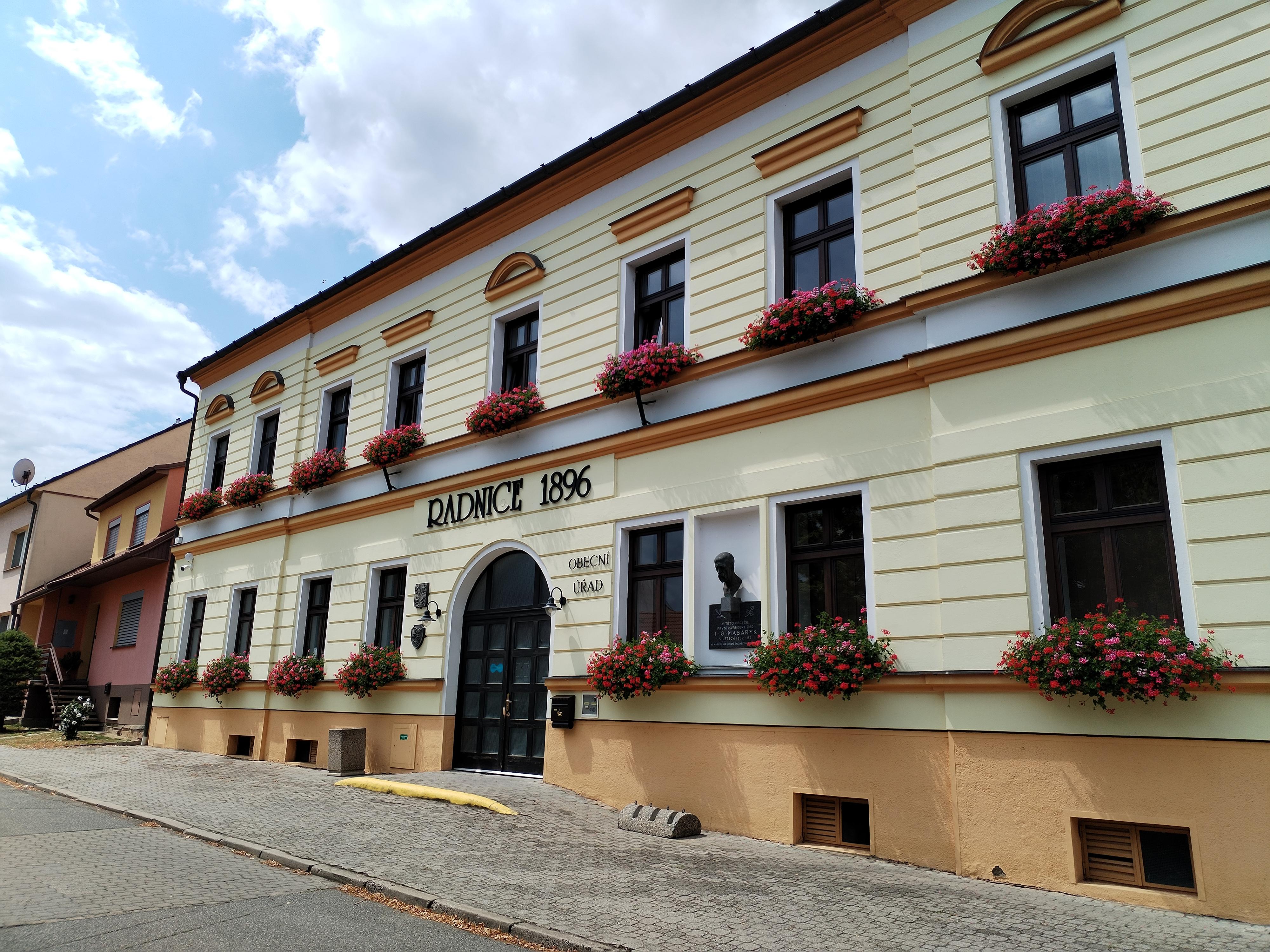 Mutěnice - obecní úřad foto 5
