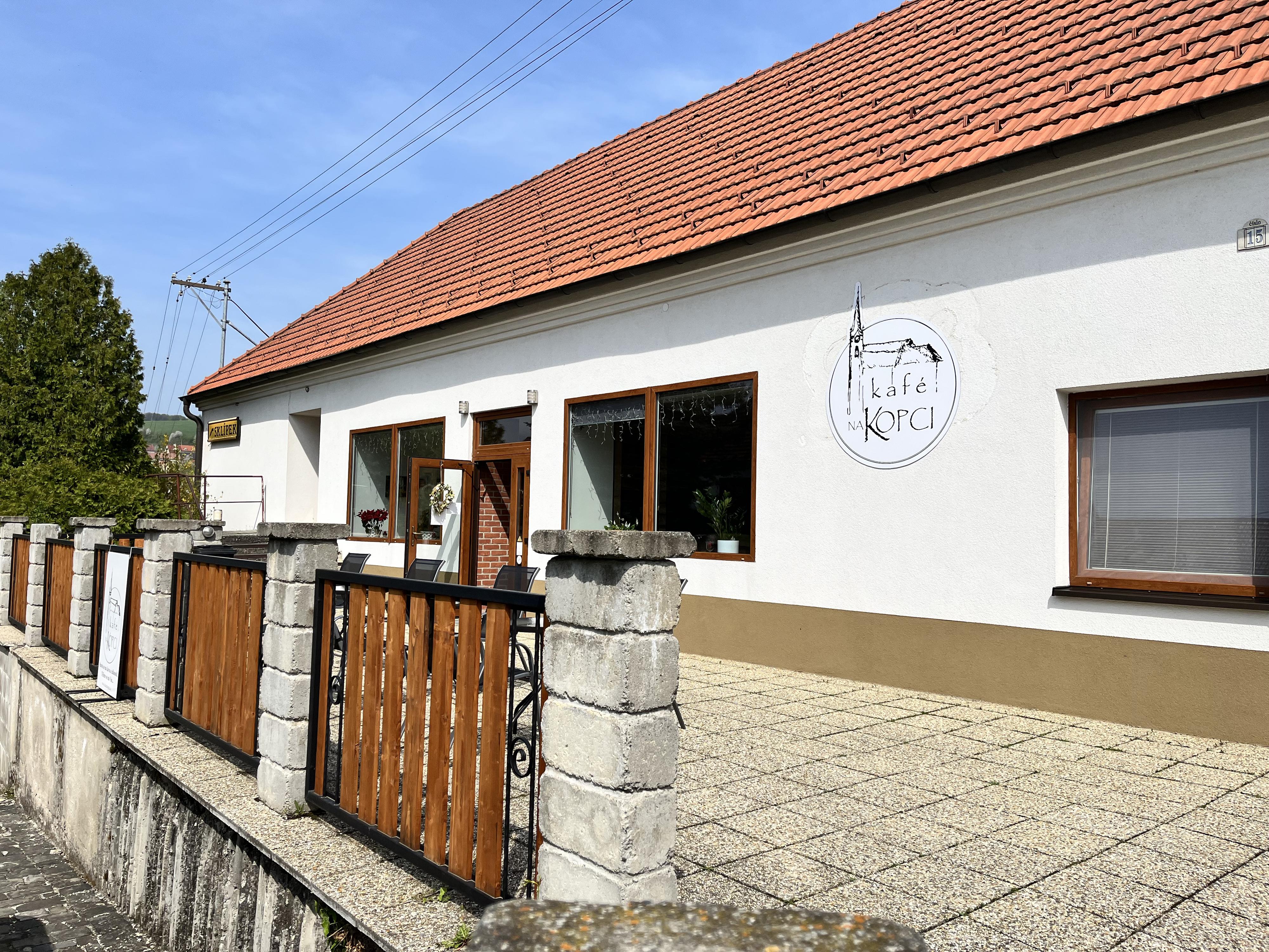 Kafé Na Kopci - kavárna foto 3