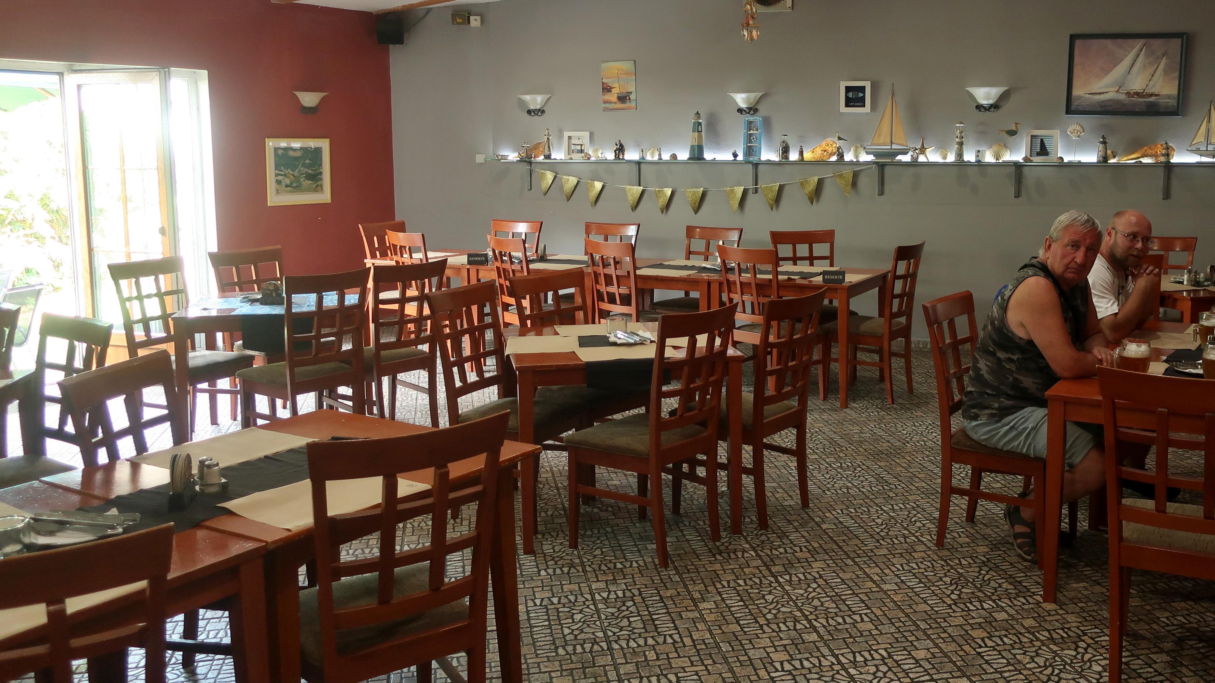 Restaurace Maják foto 4