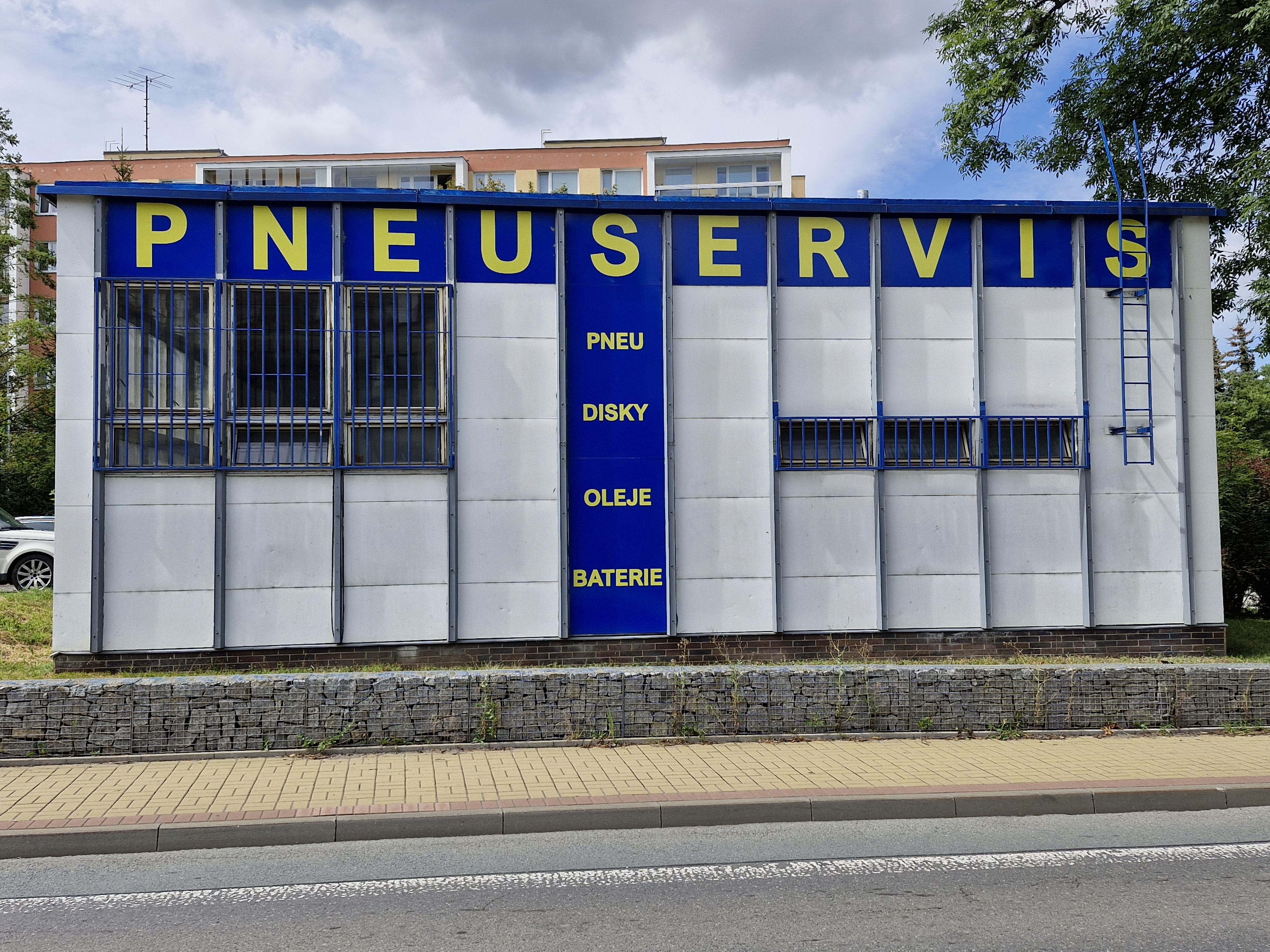 Rychloservis a pneuservis AQ