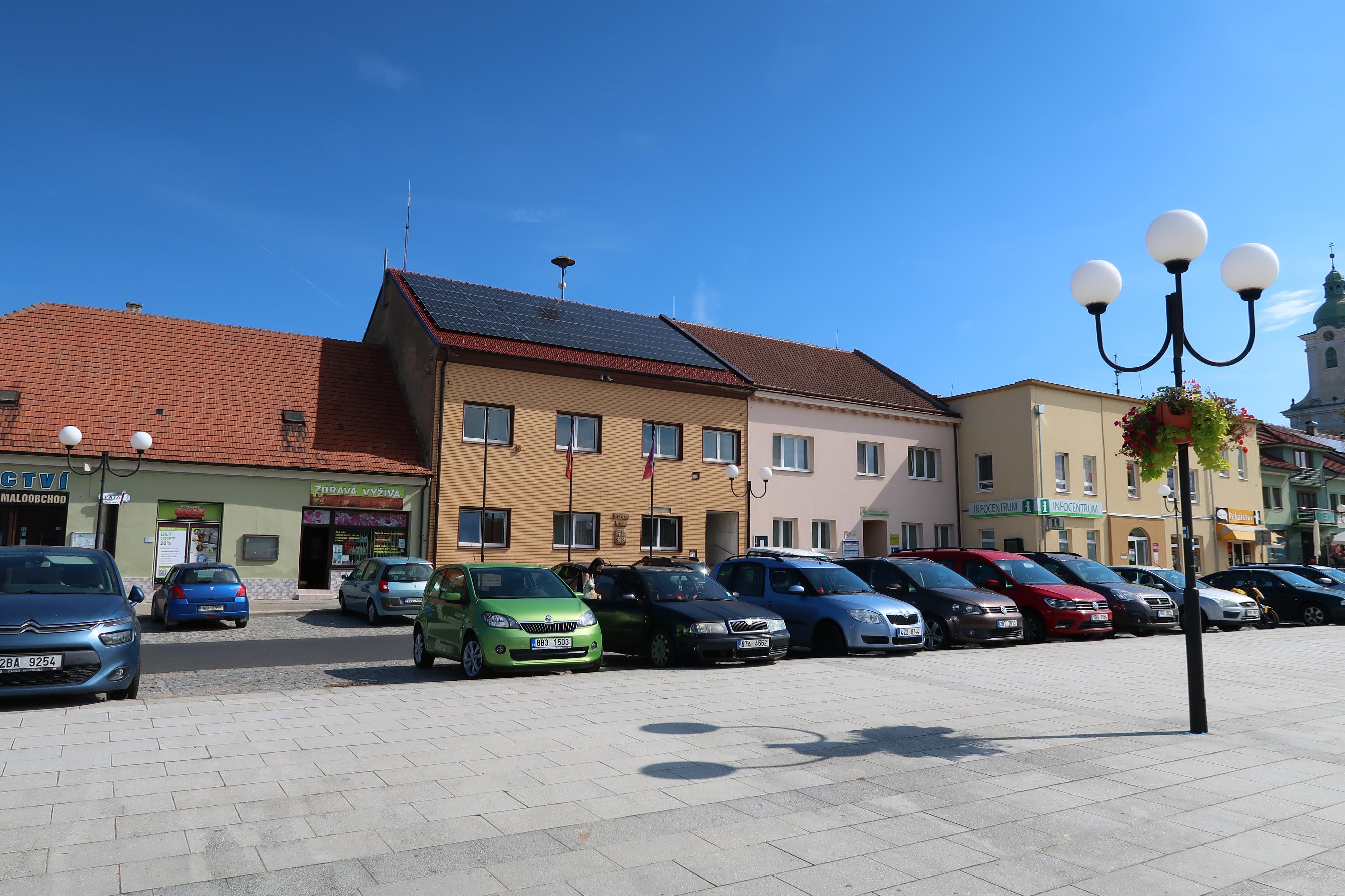 Bzenec - městský úřad foto 3