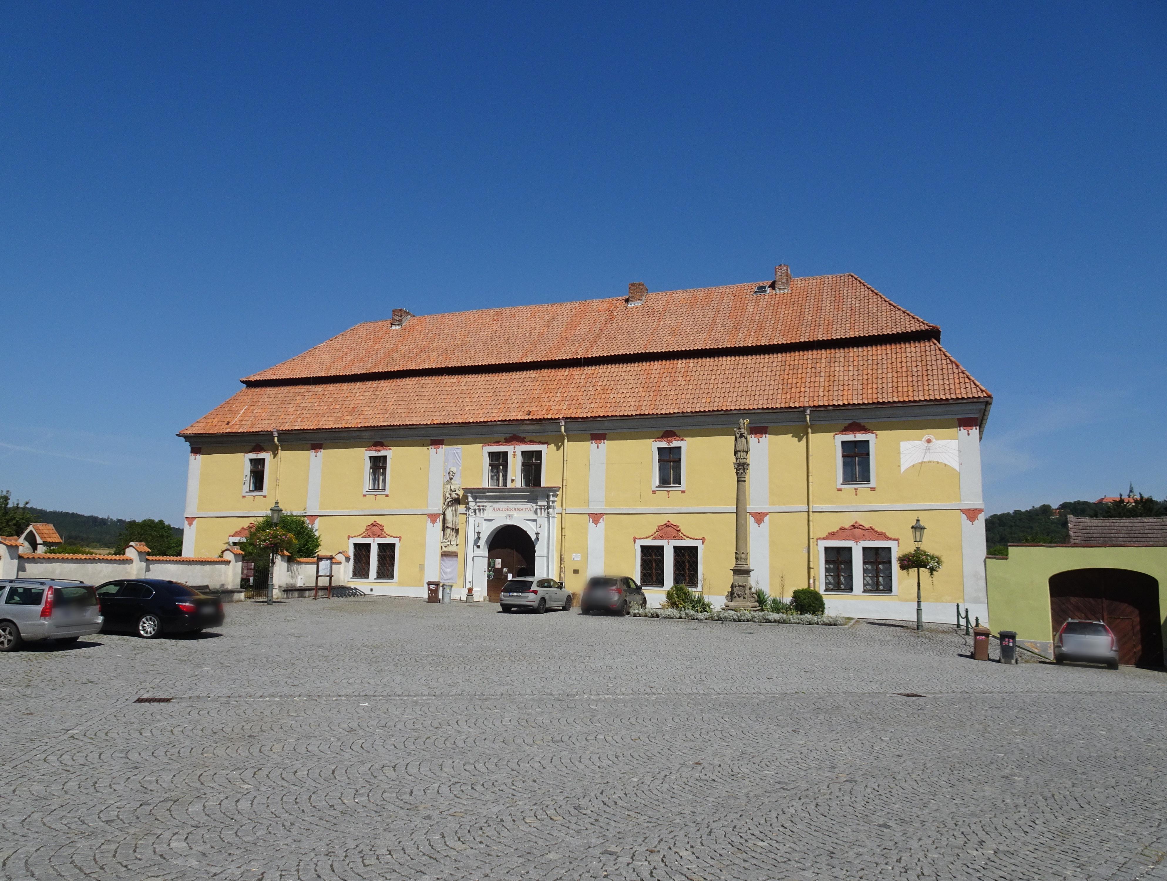 Římskokatolická farnost - arciděkanství Nepomuk