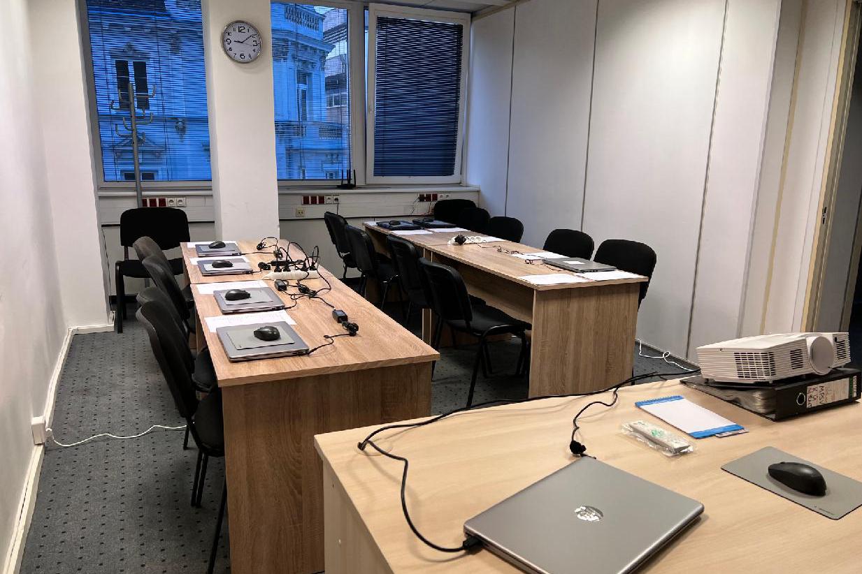 Centrum vzdělávání a práce Contact Line foto 1