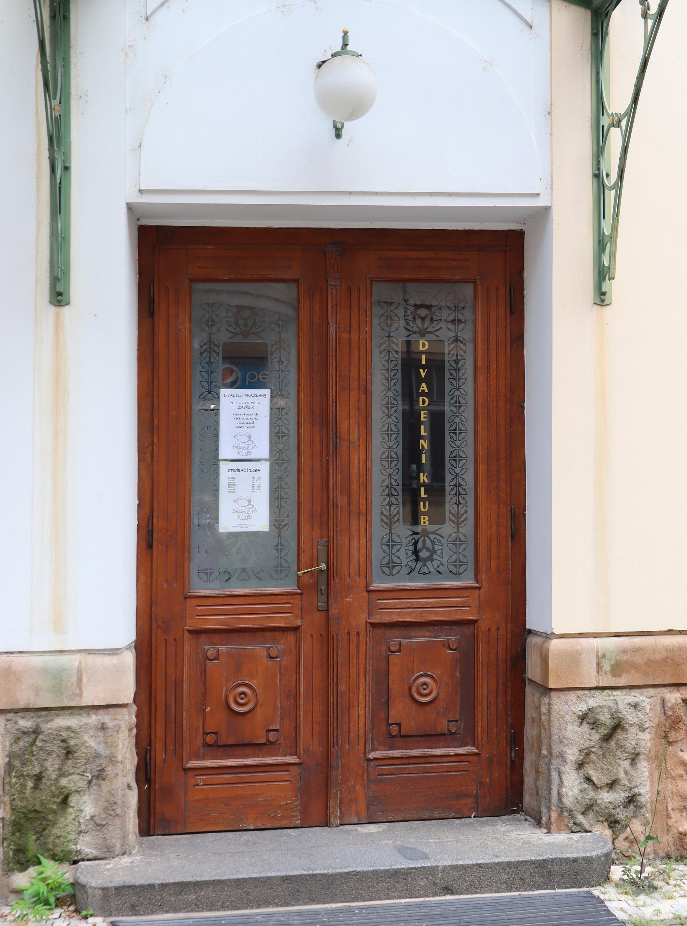 Divadelní klub foto 2