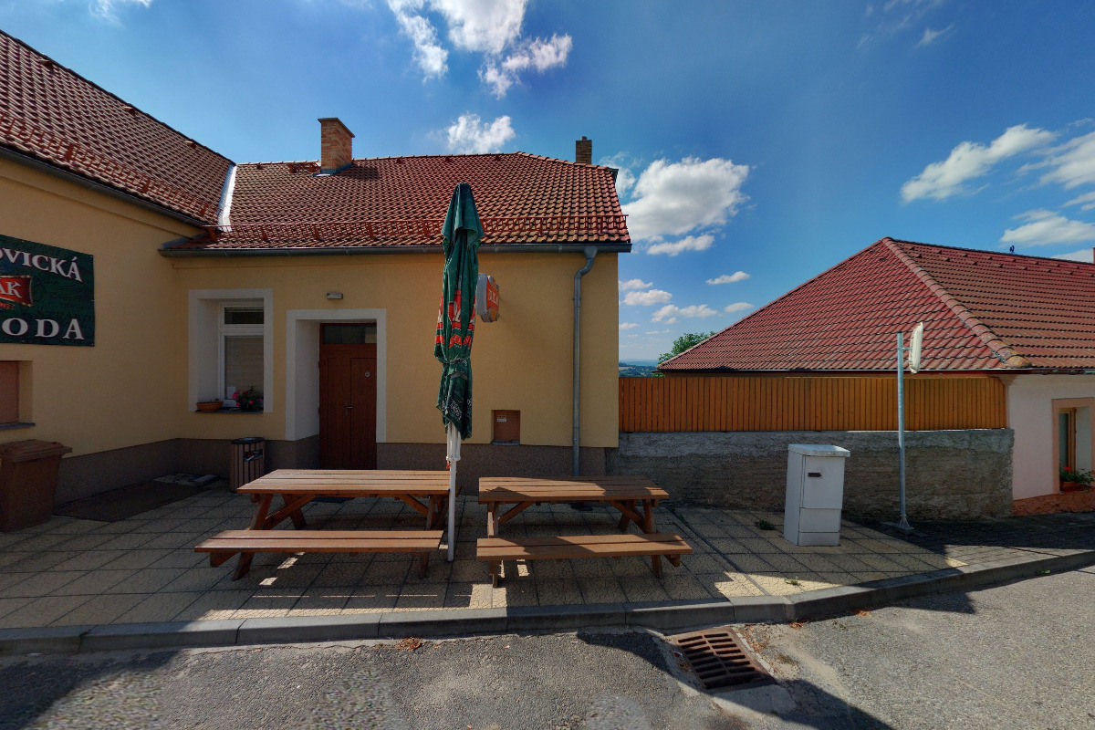 Chrášťovická hospoda