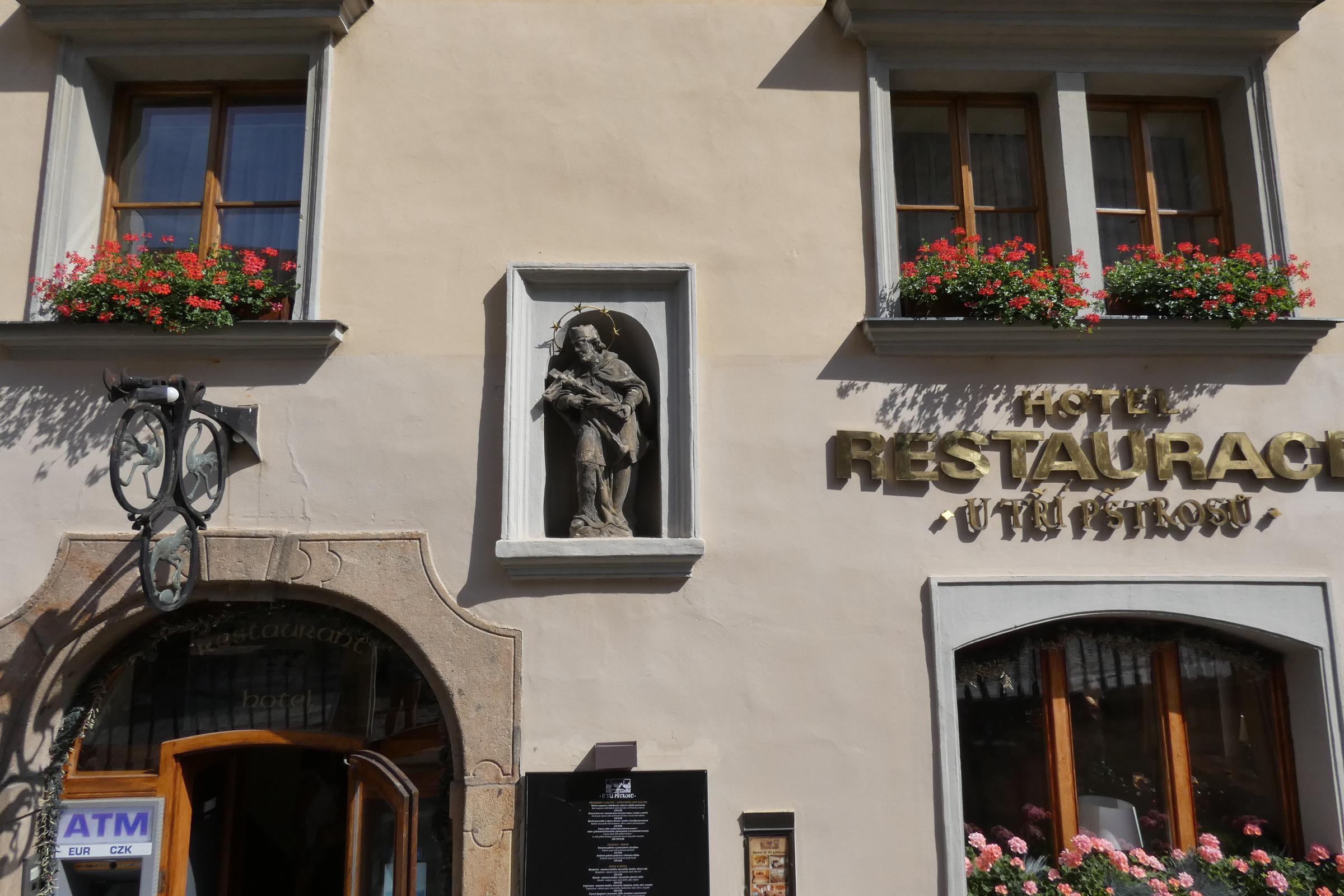 Restaurace hotelu U tří pštrosů foto 2