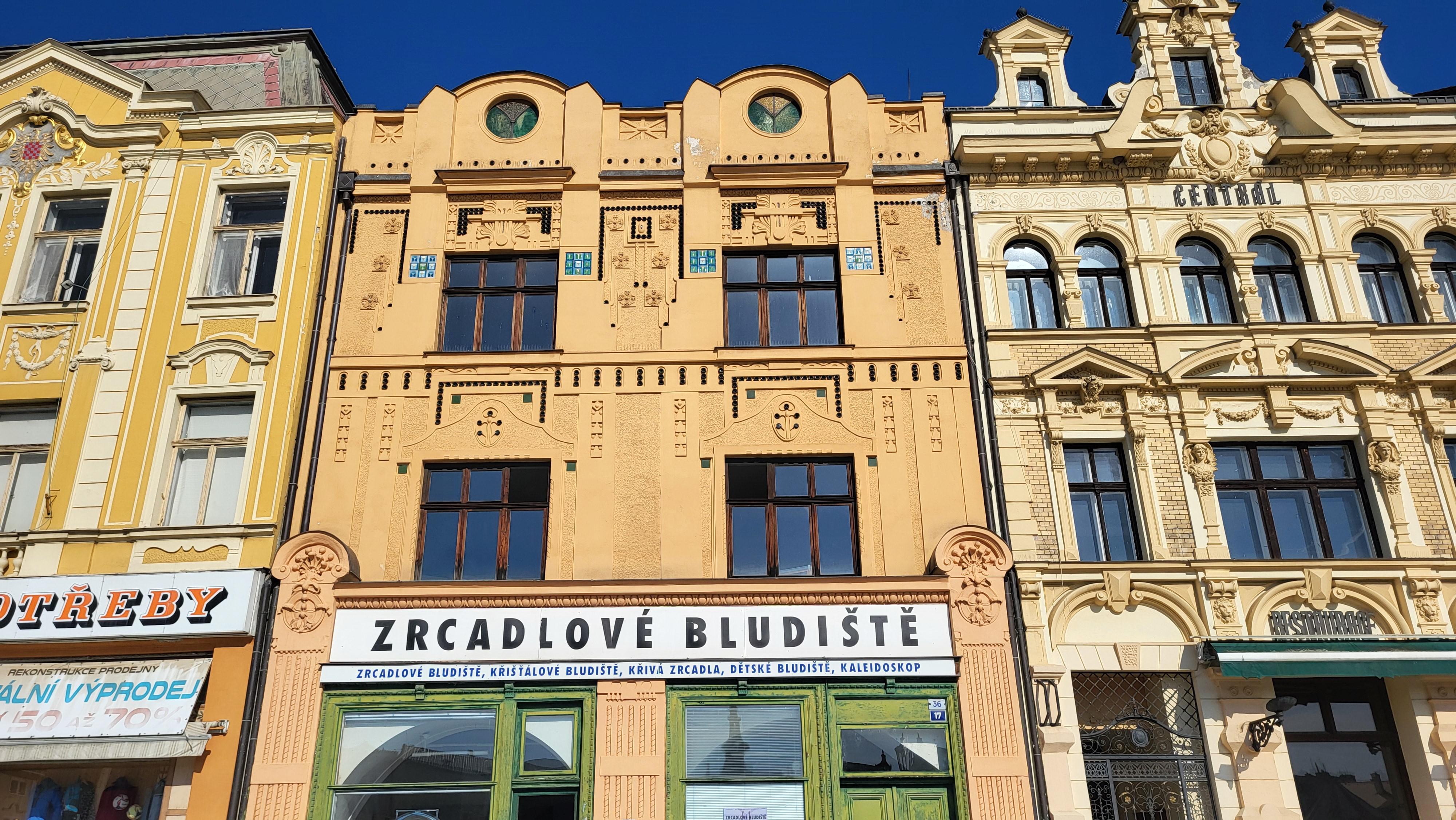 Zrcadlové bludiště Kroměříž foto 2