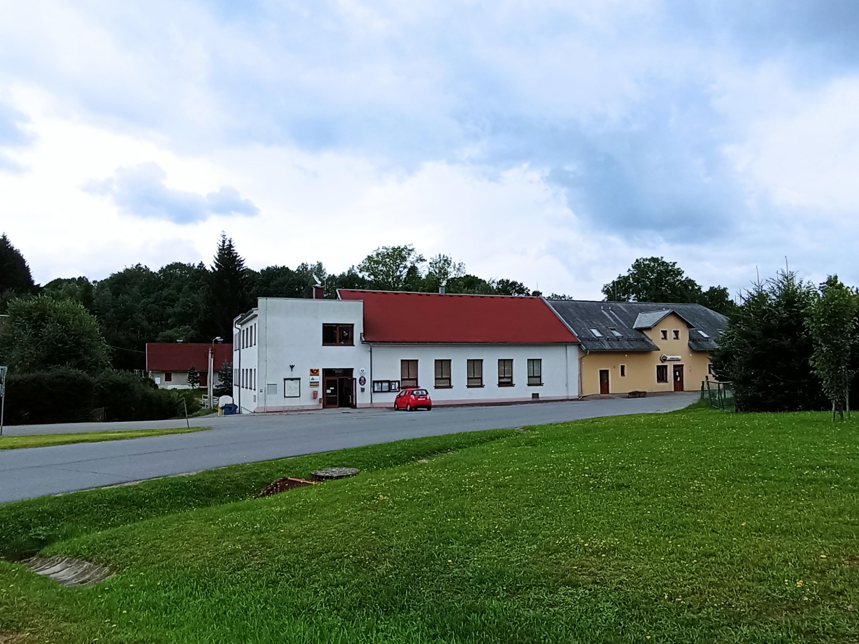Horní Heřmanice - obecní úřad foto 3