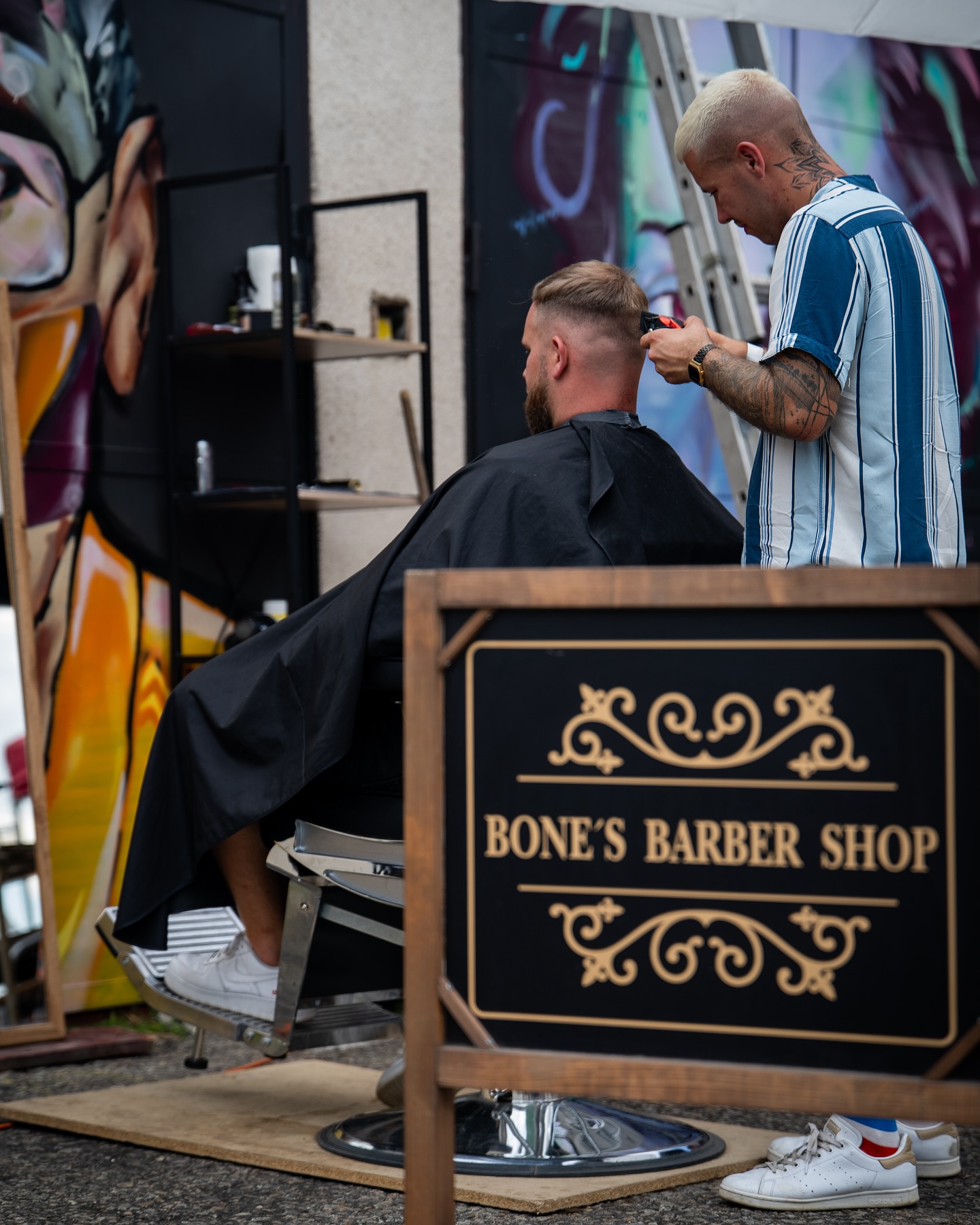 Bone's Barber Shop foto 2