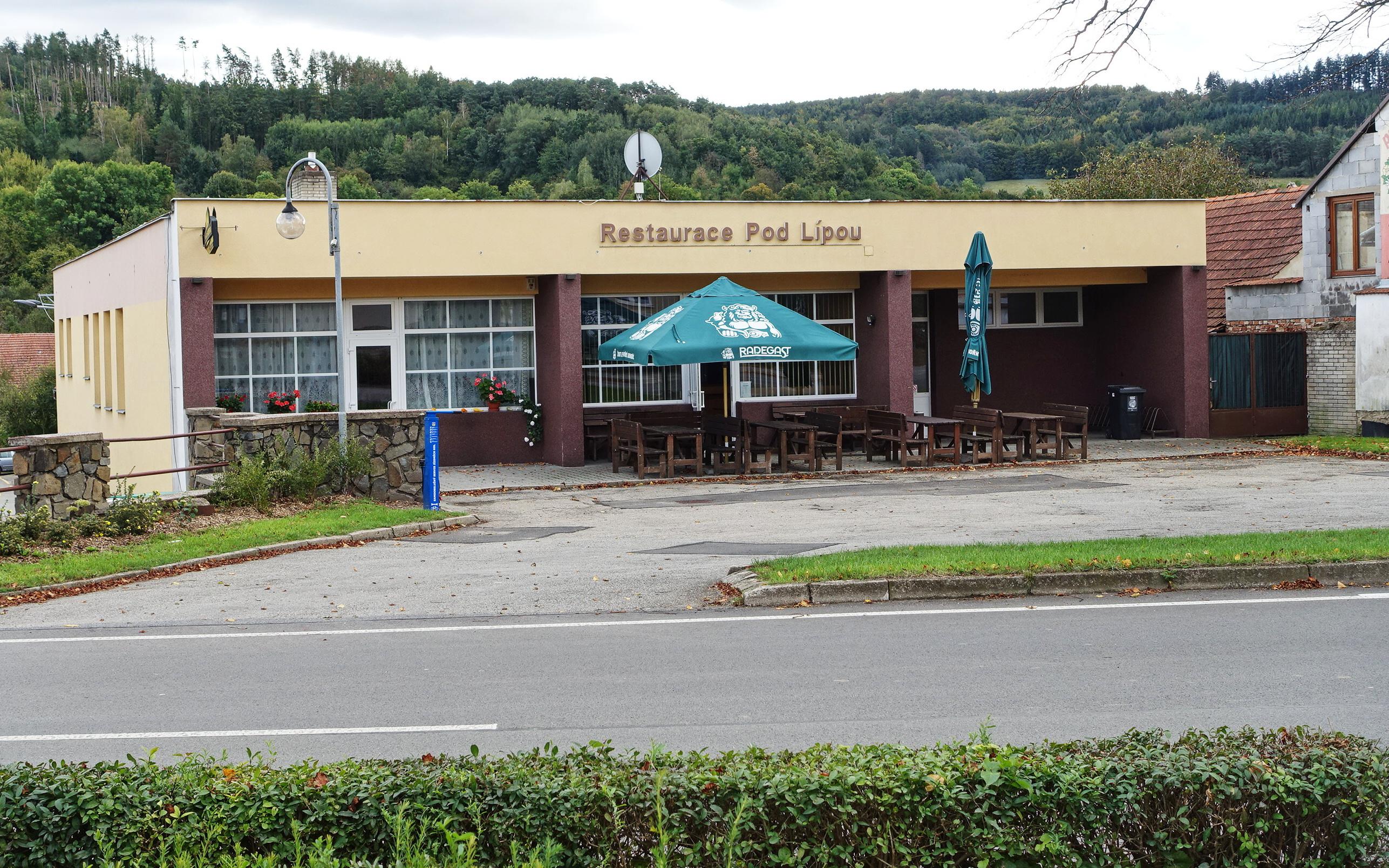 Restaurace Pod Lipou foto 2