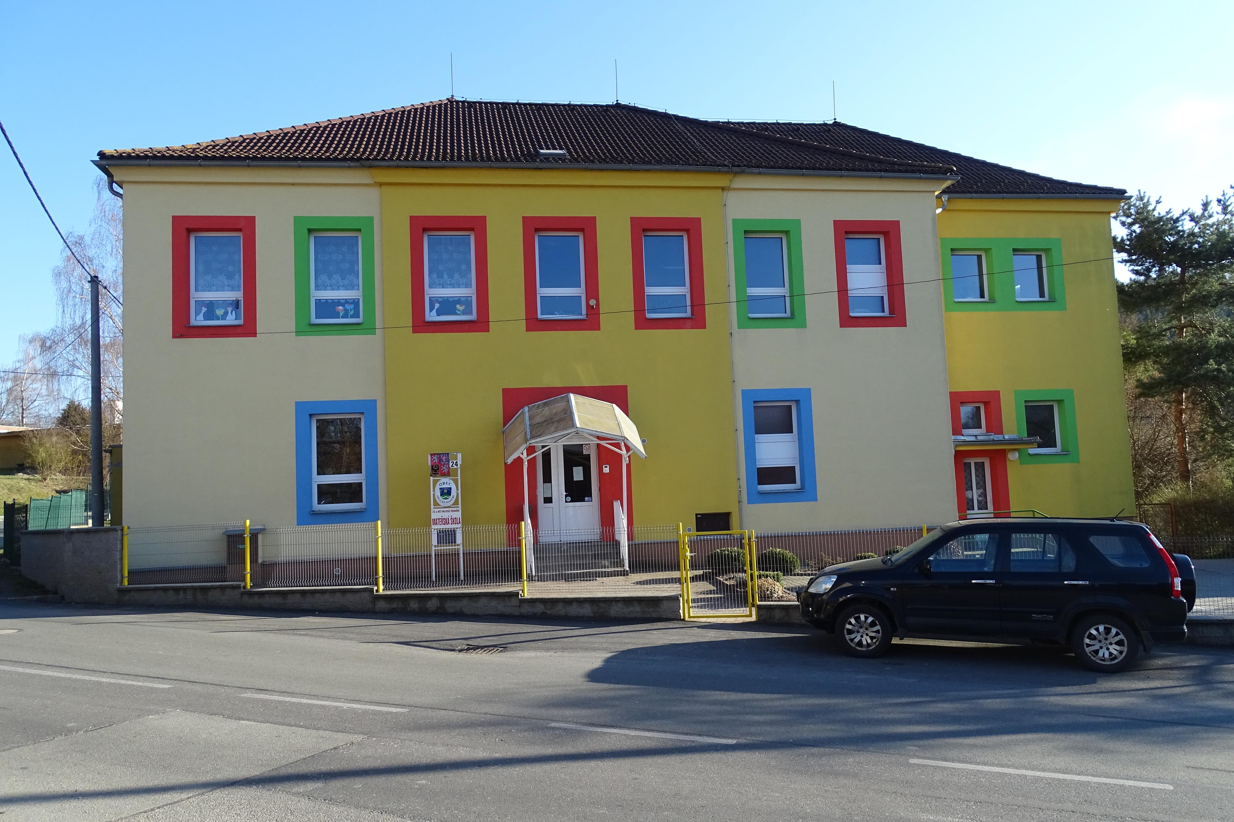 ZŠ a MŠ Orlické Podhůří foto 2