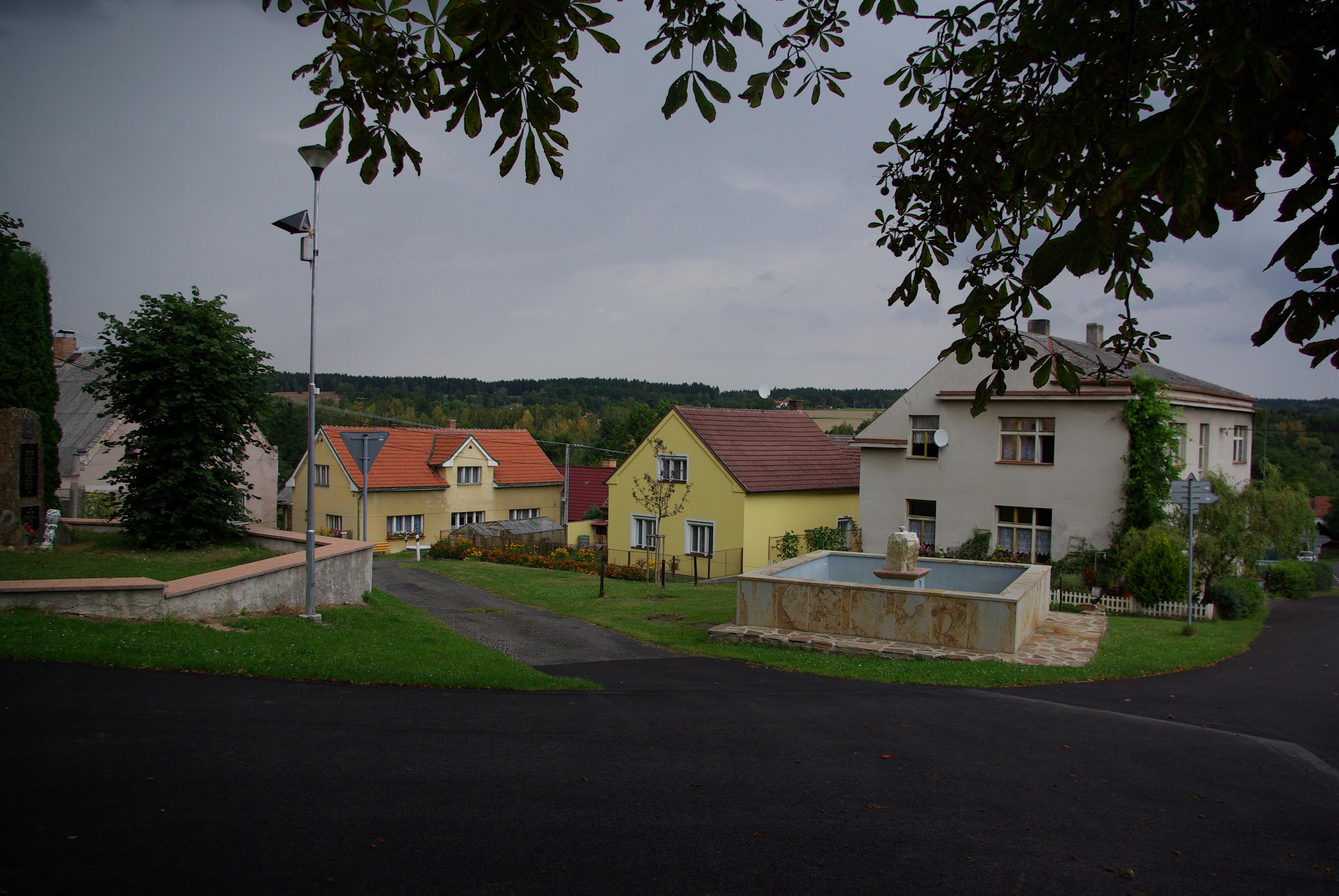 Čestín - obecní úřad foto 5