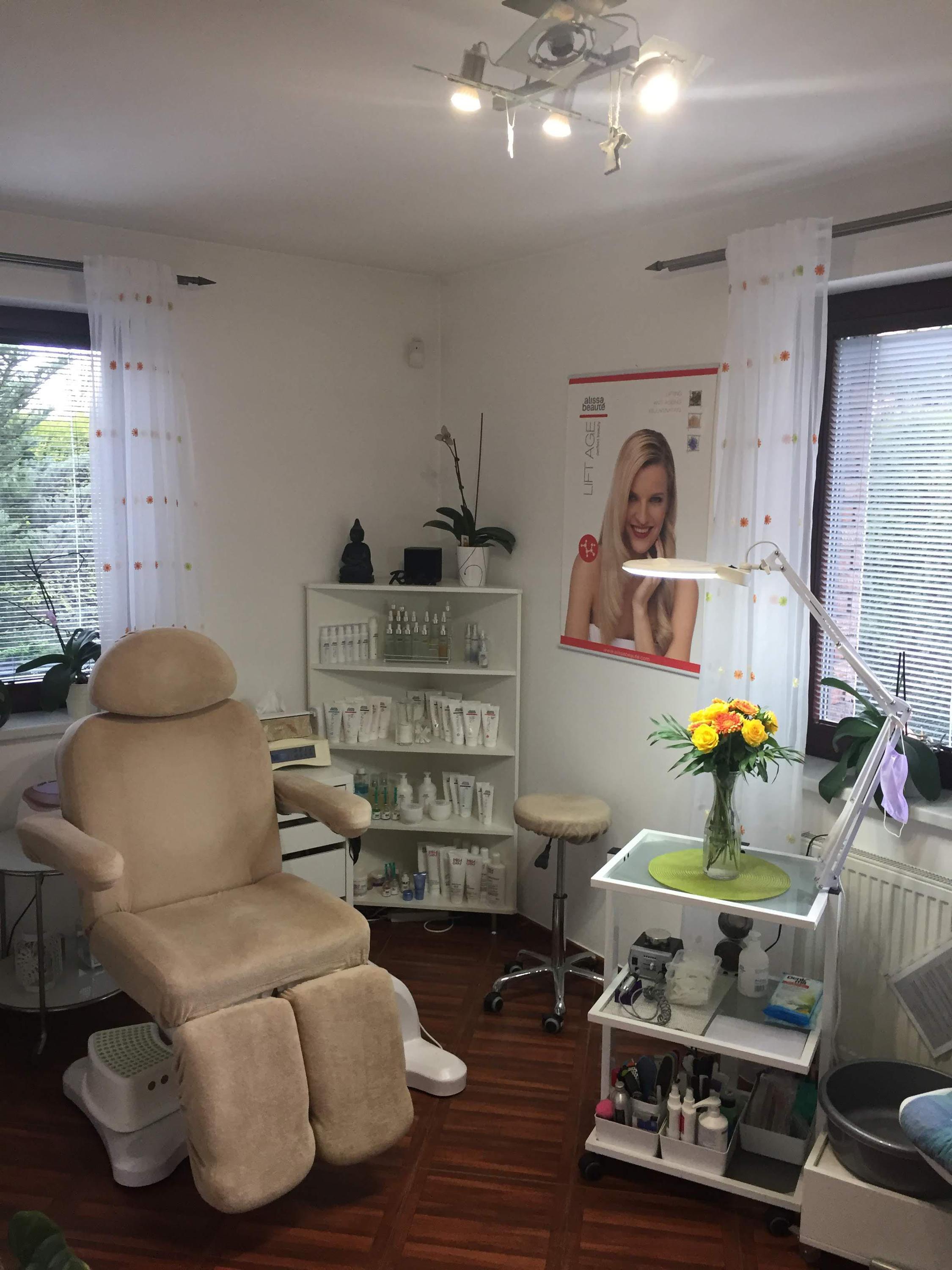 Kosmetický salón - Kosmetika a pedikúra Daniel foto 2