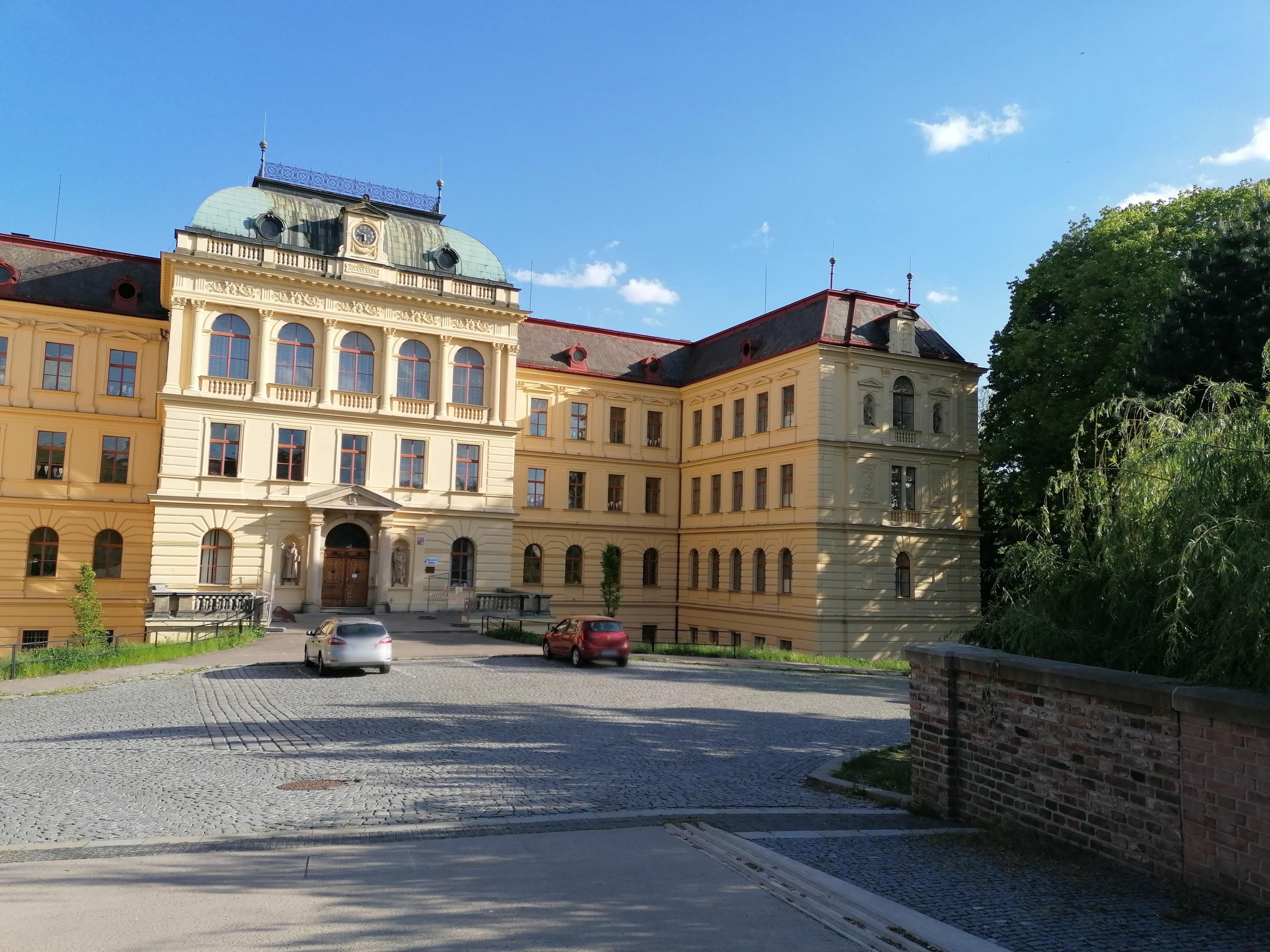 ZŠ Jaroměř, Na Ostrově foto 3