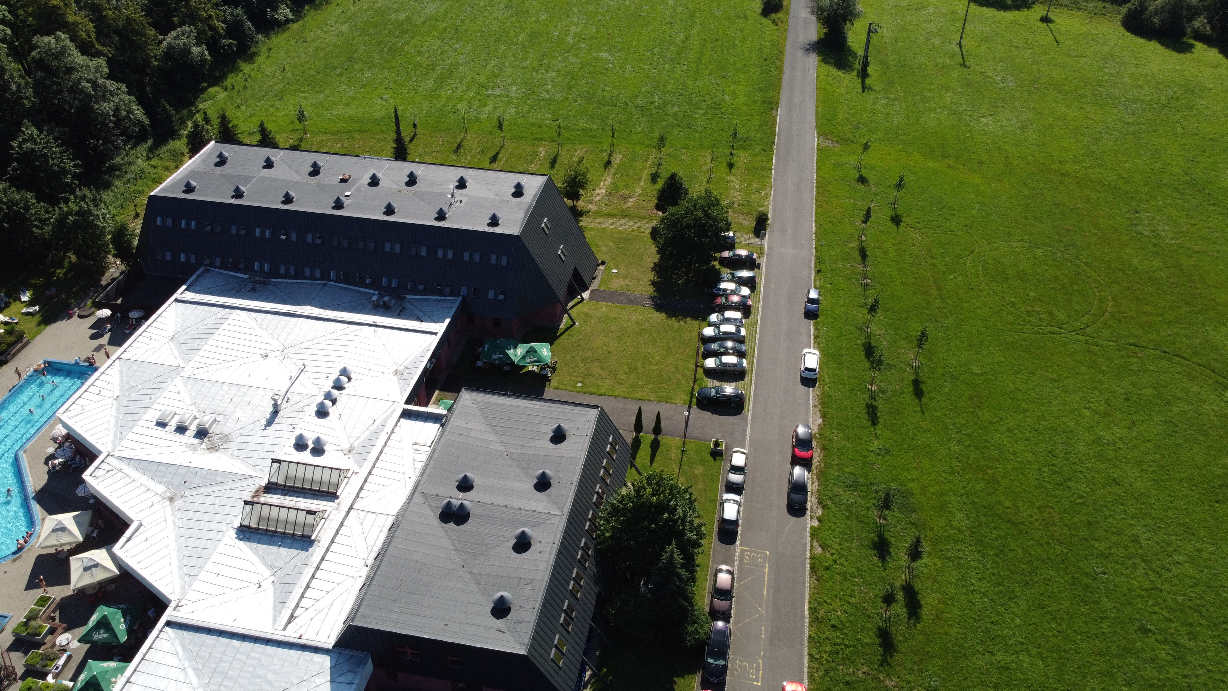 Bazén hotelu Belaria foto 3