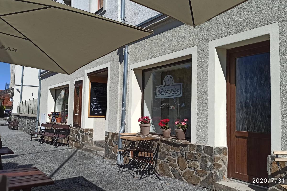 Kašperskohorská cukrárna foto 5