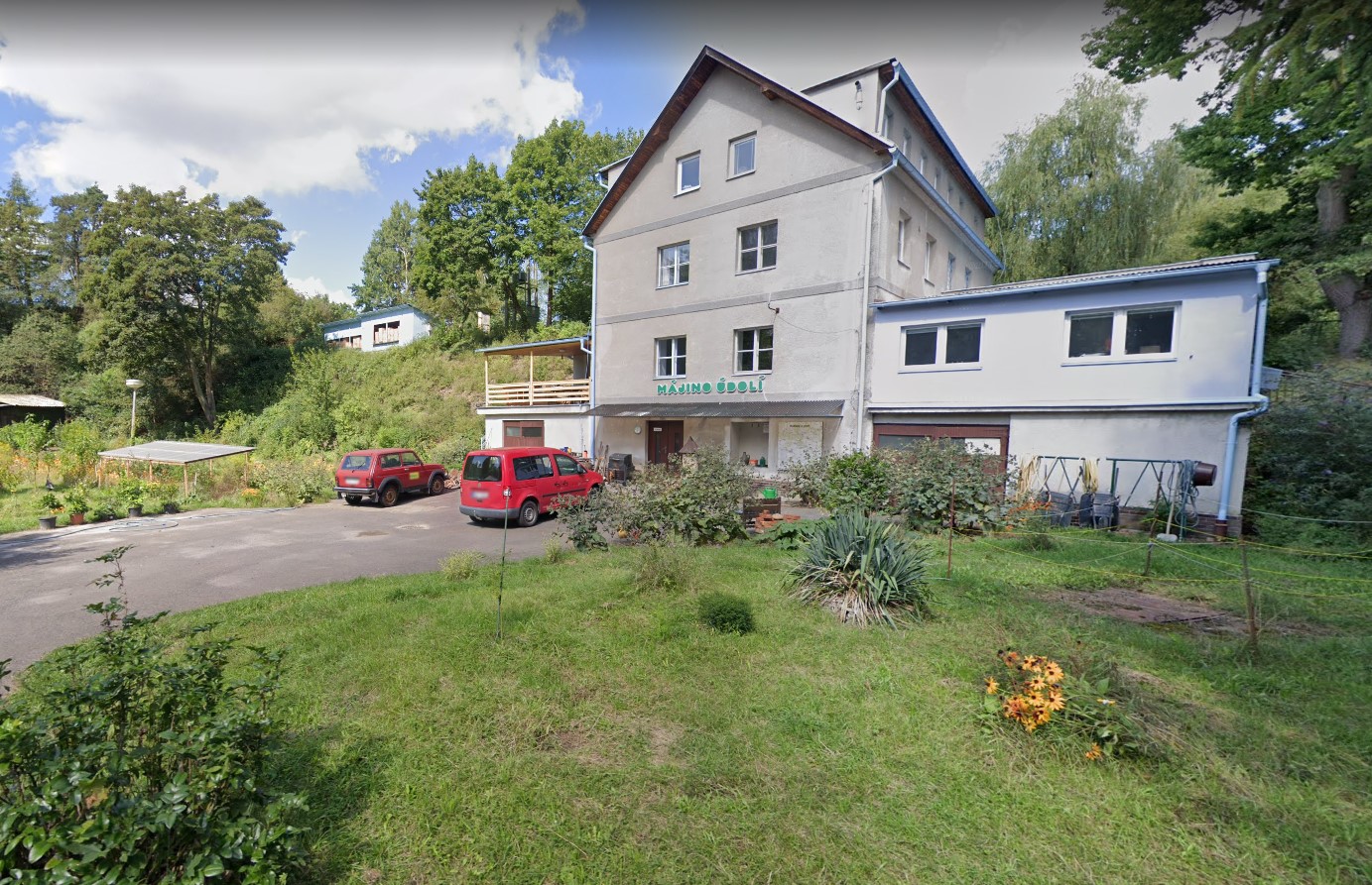 Medové občerstvení