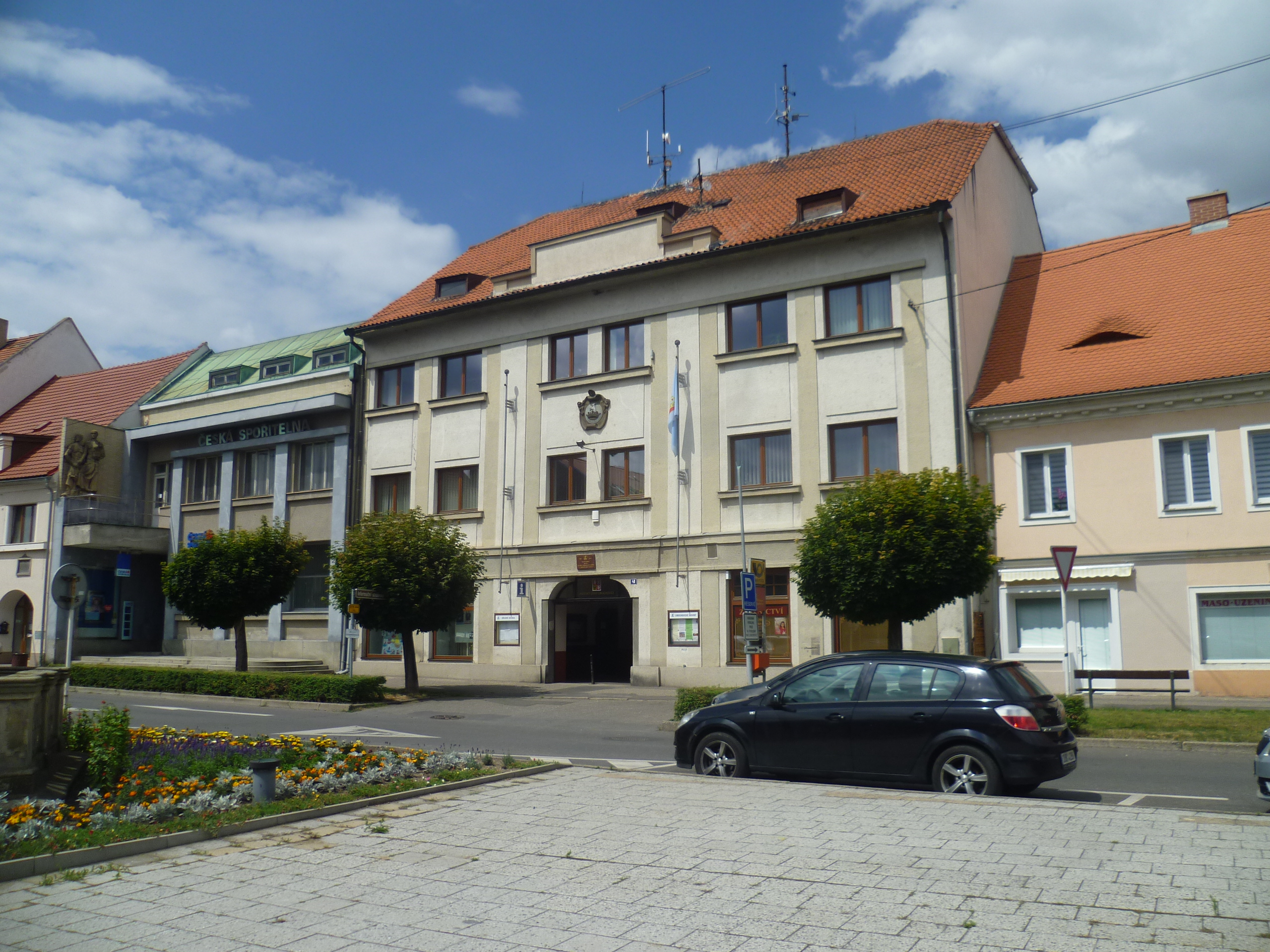 Libochovice - městský úřad foto 3