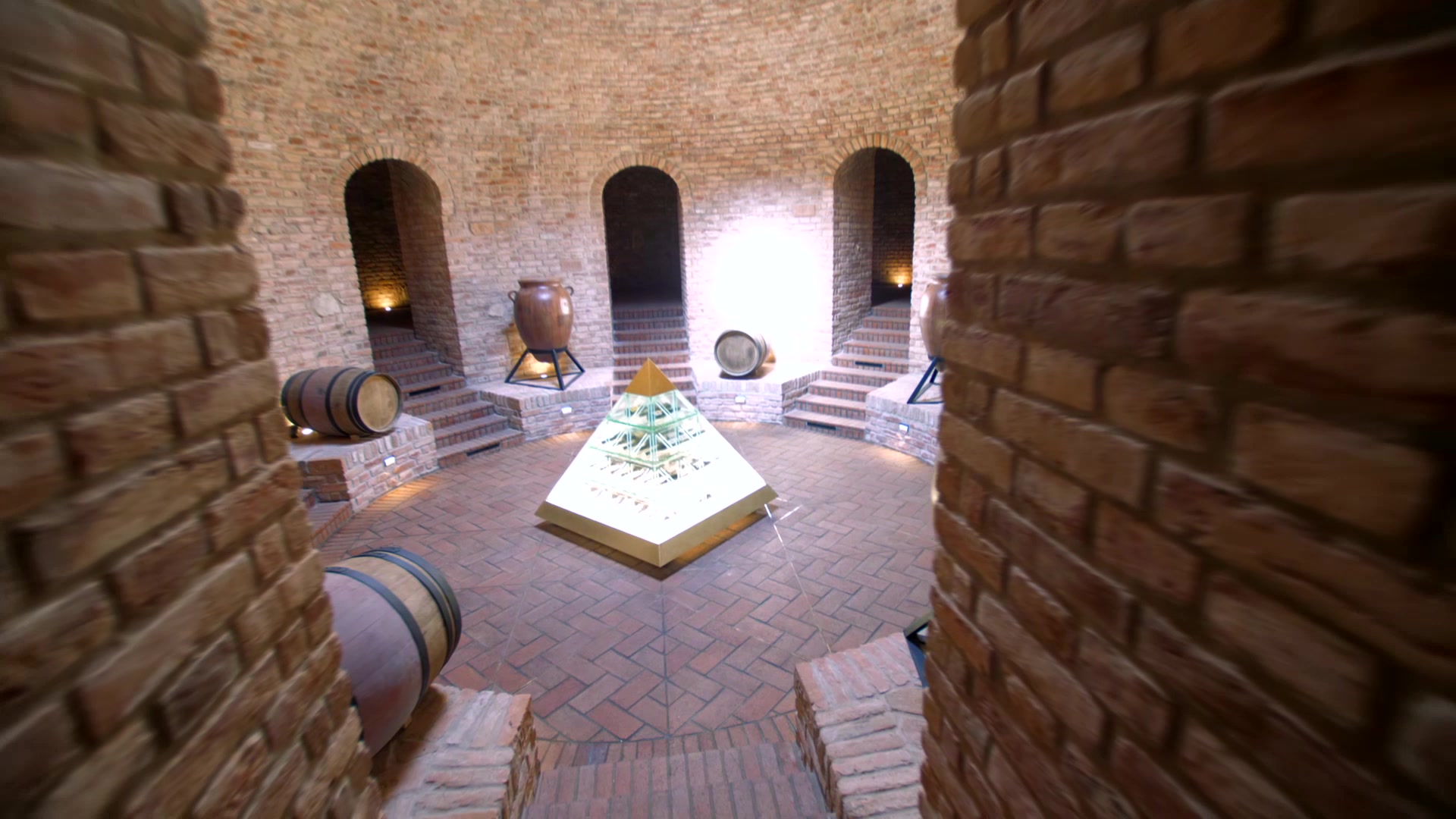 CHÂTEAU VALTICE - Vinné sklepy Valtice foto 2 (náhled videa)