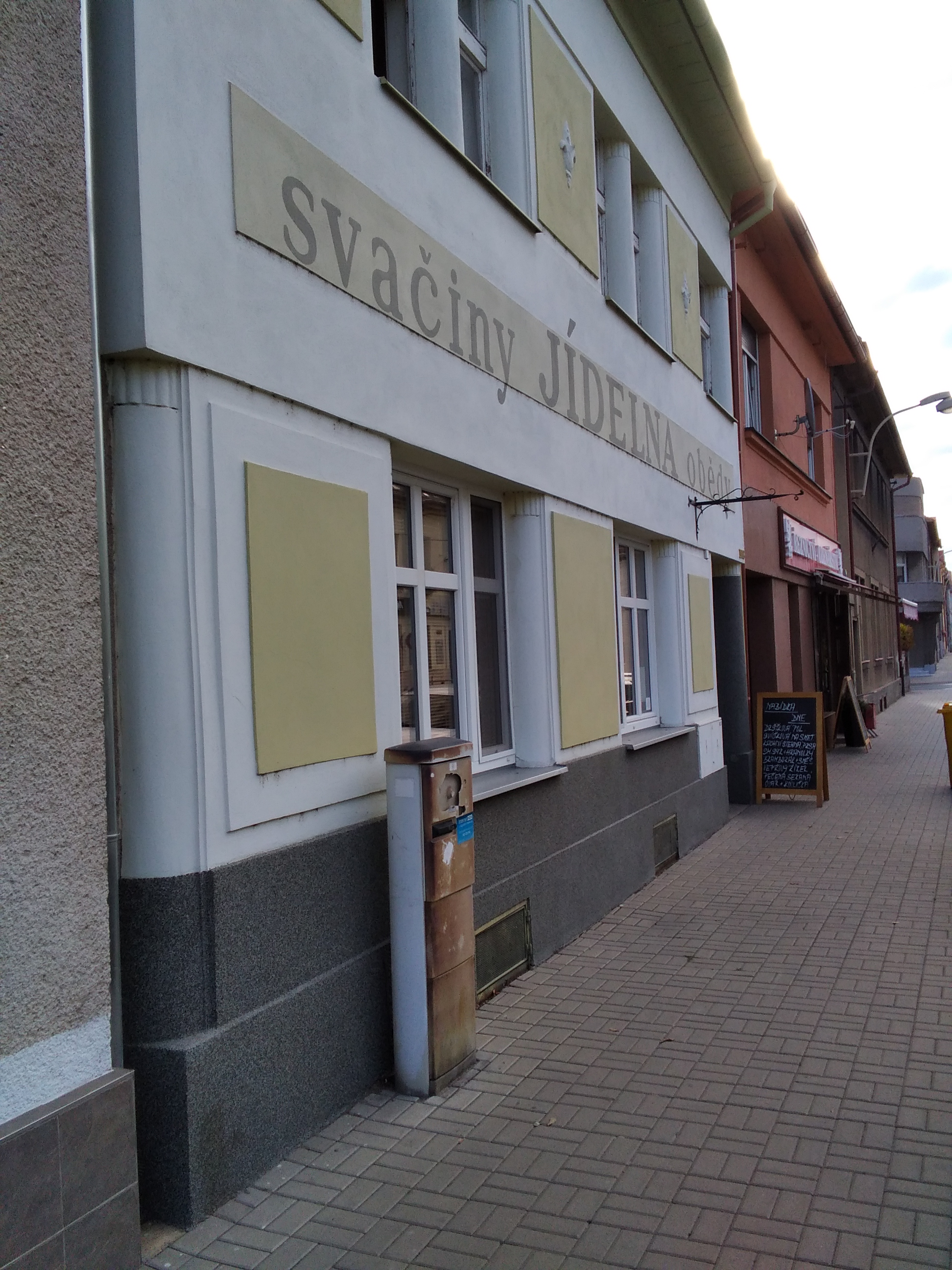 Jídelna třída T. G. Masaryka foto 5