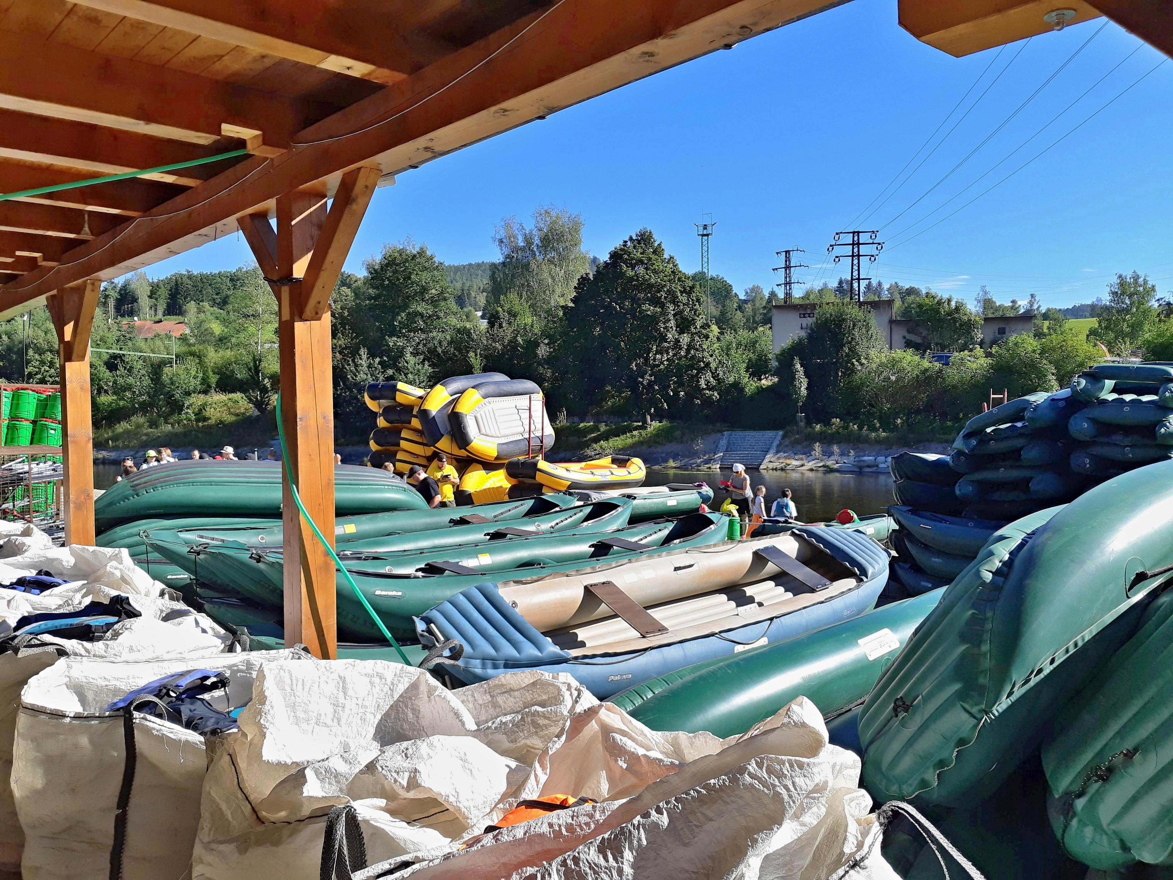 Půjčovna lodí INGEtour foto 5