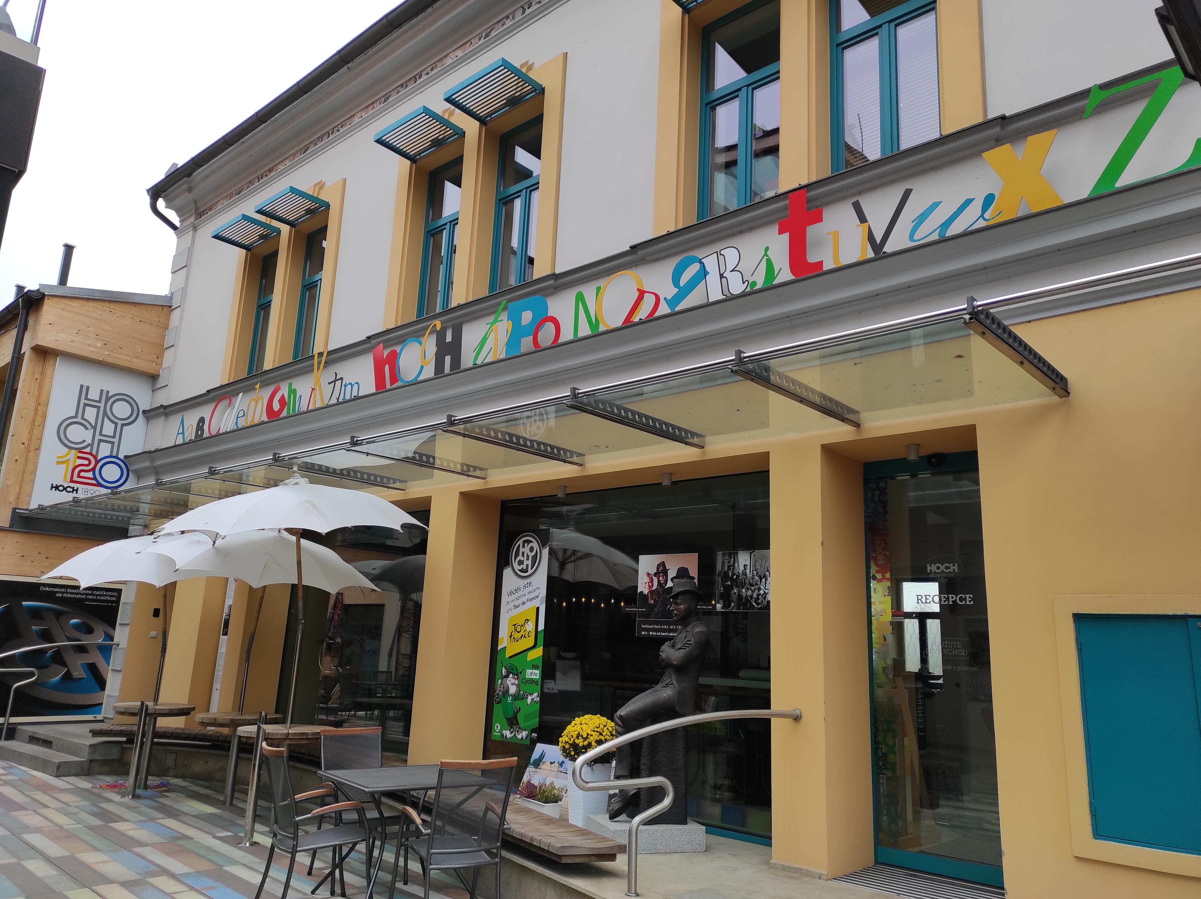 Restaurace a kavárna HochŠpalíček foto 3