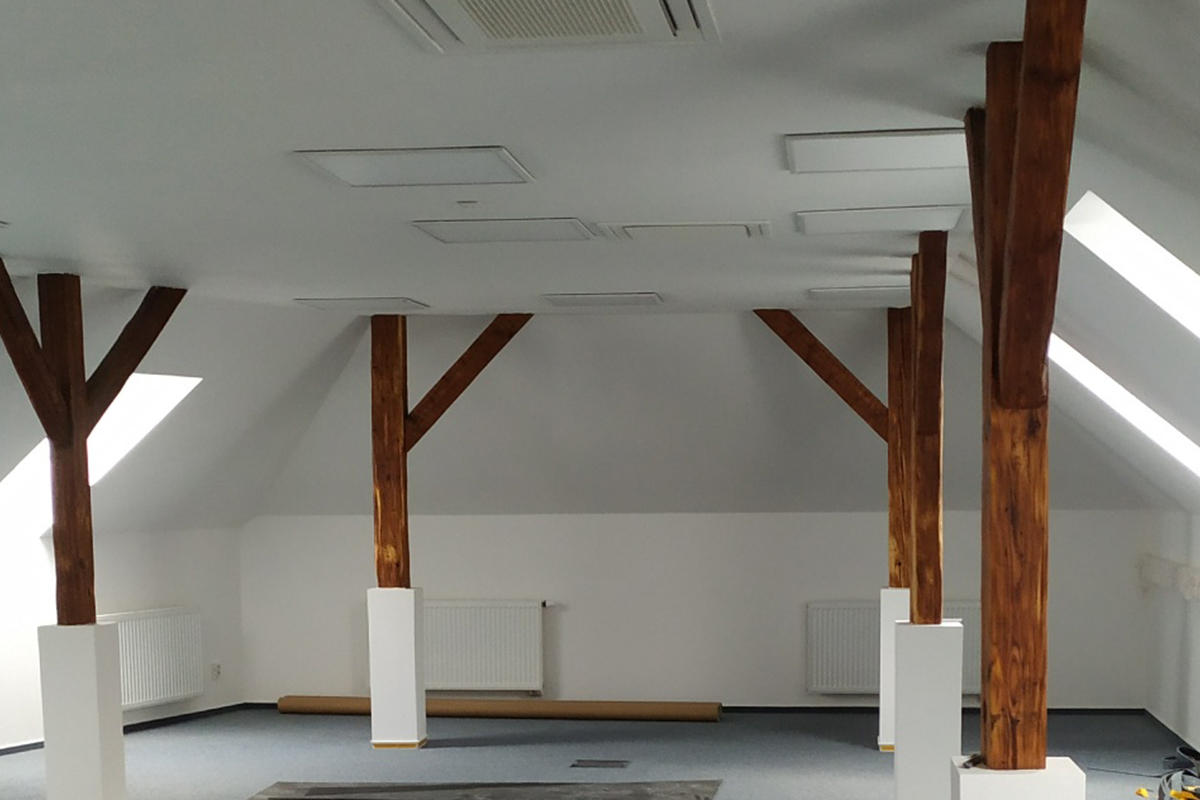 Petr Měchura, Jan Vokurka - sádrokarton, sklenářství