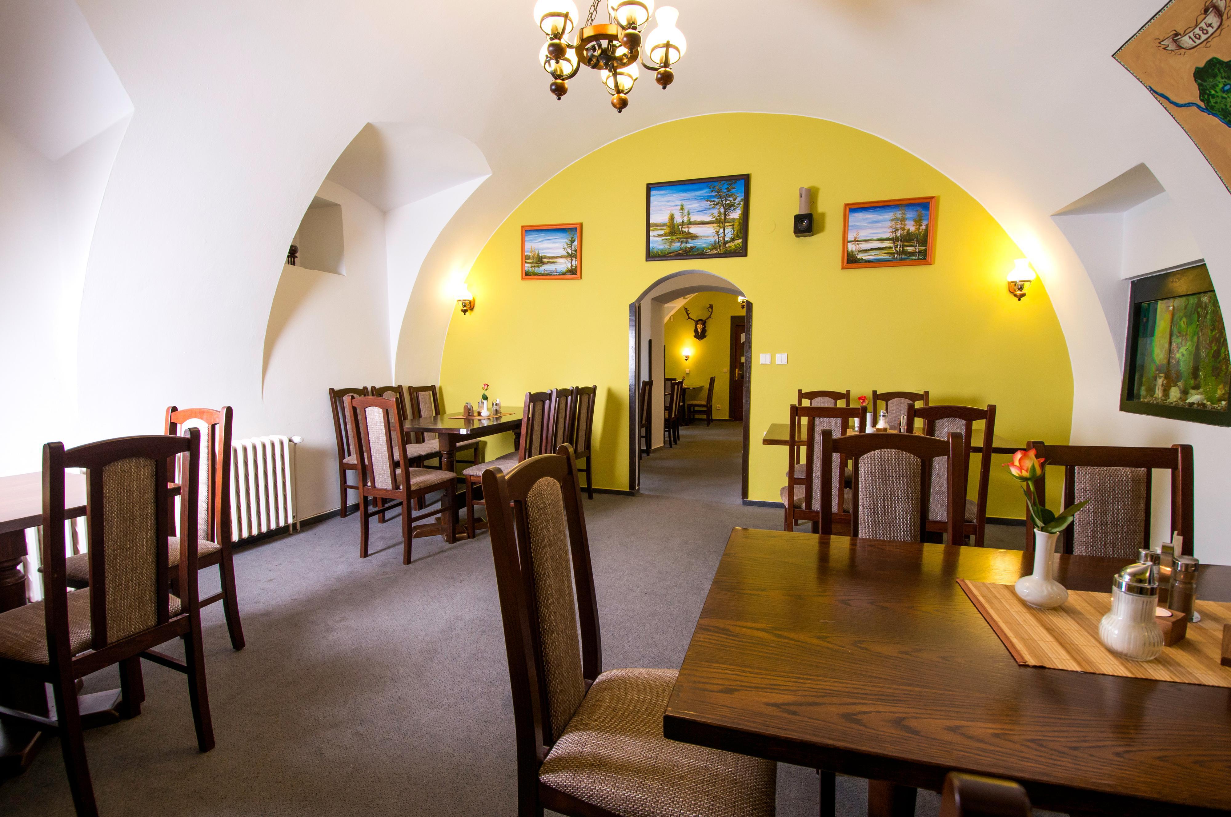 RODINNÝ HOTEL MYSLIVNA s.r.o.