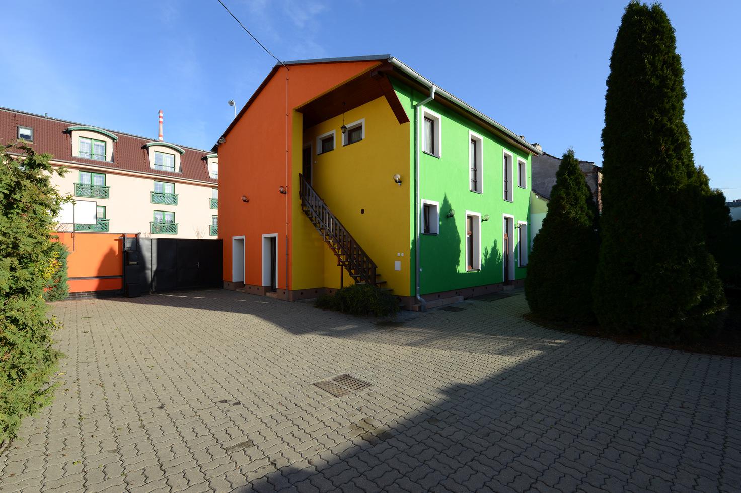 AB-BRNĚNSKÁ UBYTOVACÍ, s.r.o.