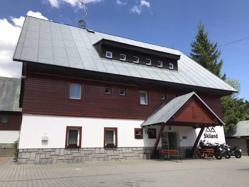 Nabíjecí stanice Areál Skiland - Kemp a Cyklopoint foto 2